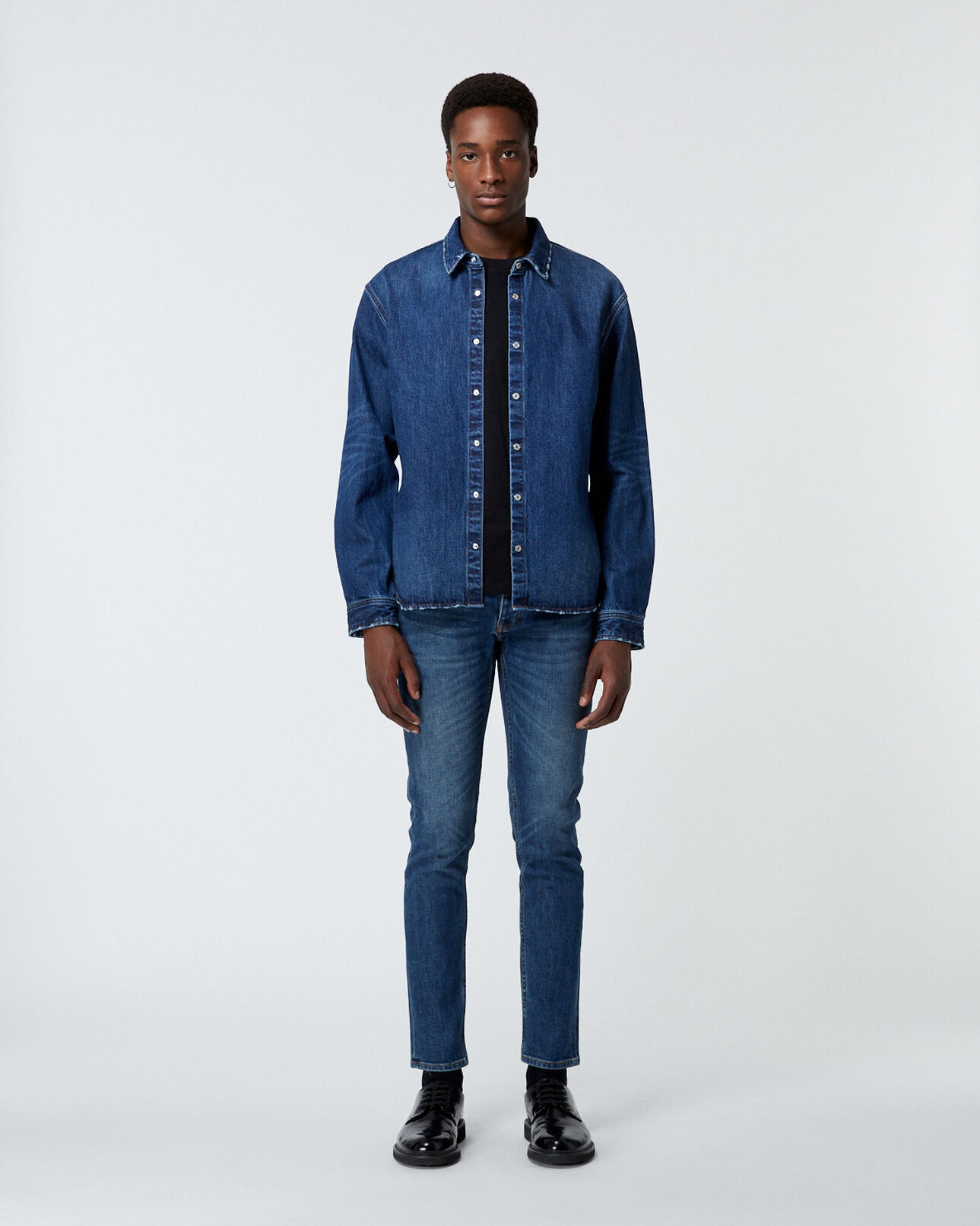 The Kooples HERREN BLUE DENIM blaues jeanshemd mit klassischem kragen