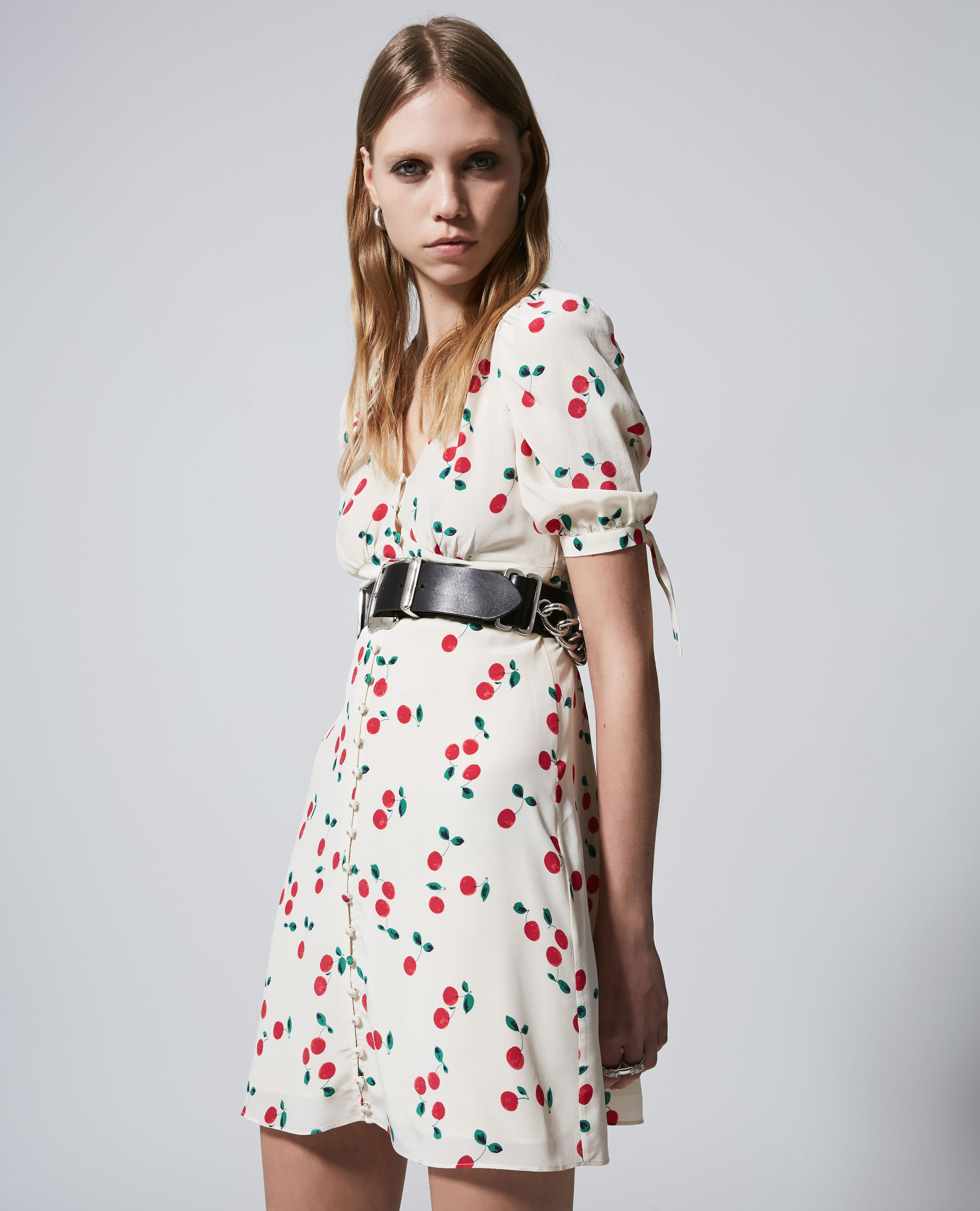 Robe avec des cerises top