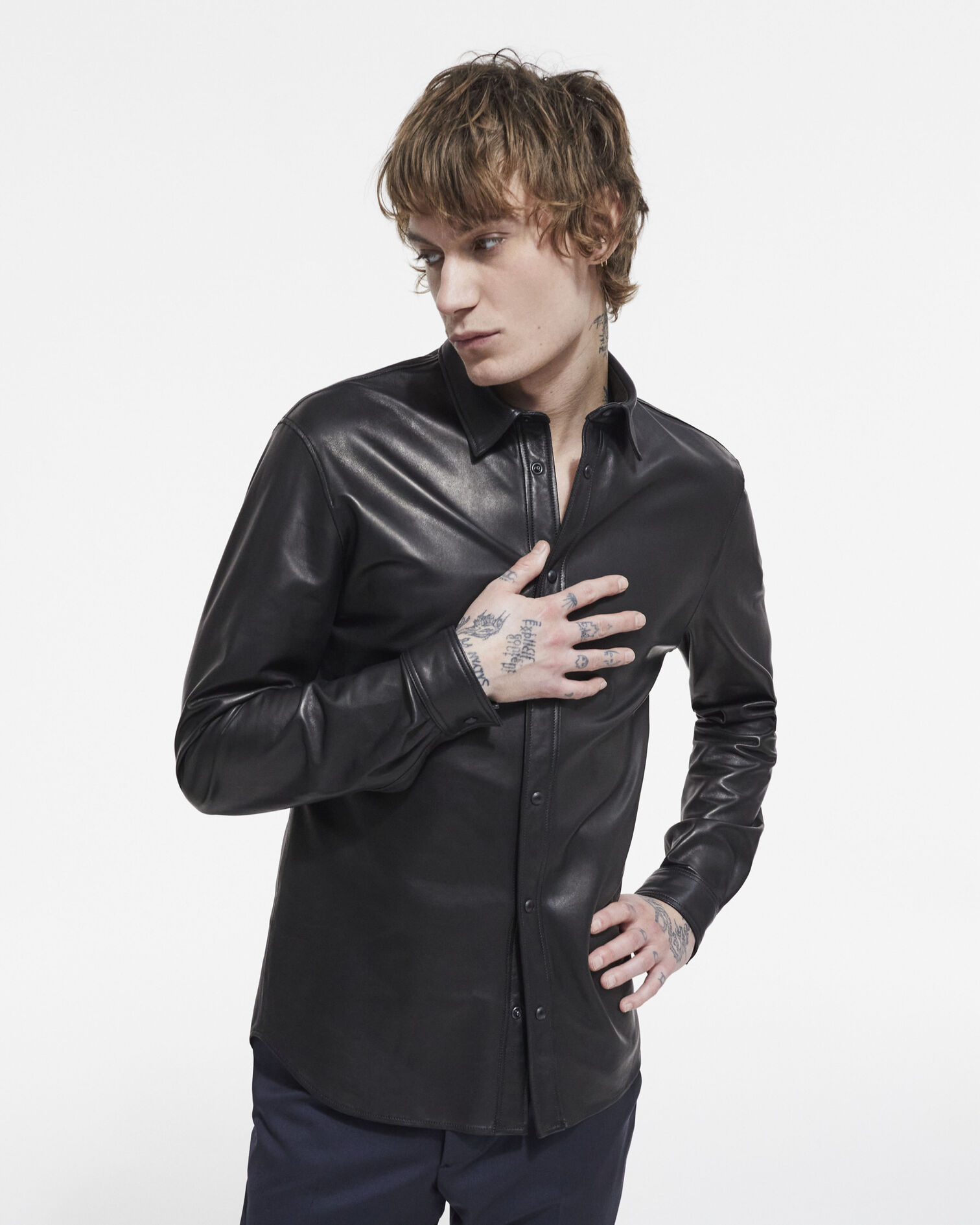 Chemise col classique en cuir noire, BLACK, hi-res image number null