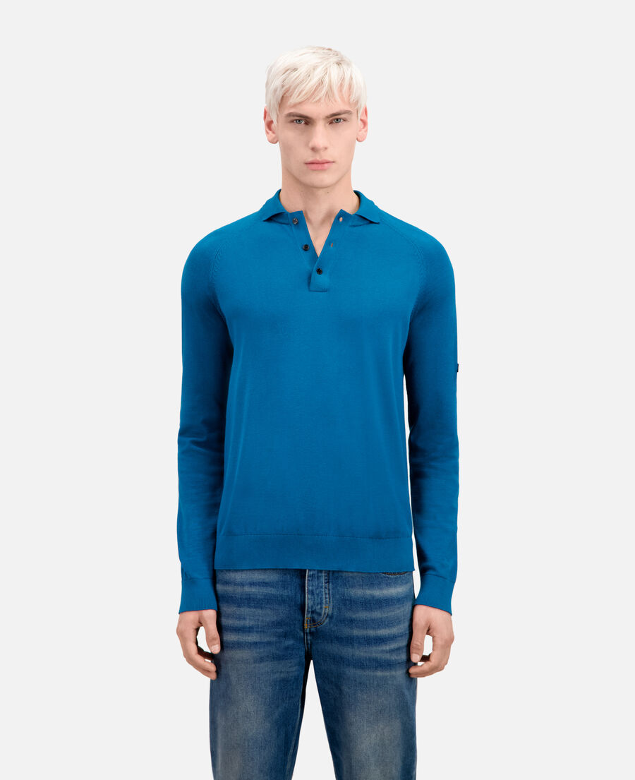 polo bleu en maille