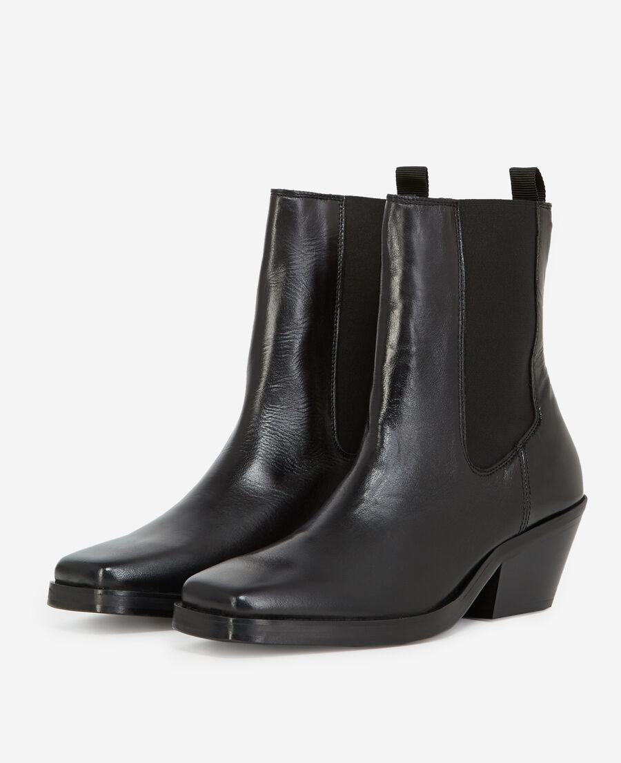 black leather ankle boots with flat sole