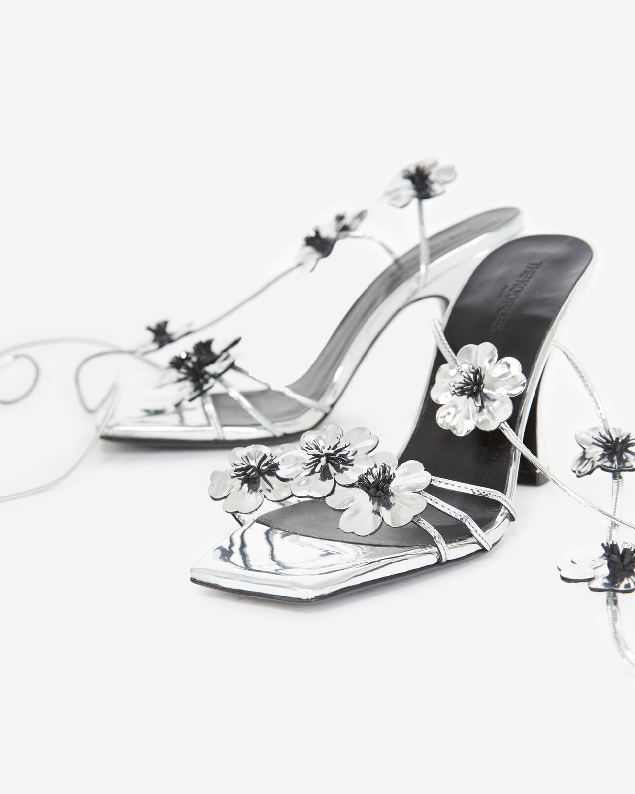 The Kooples FEMME SILVER sandales à talons hauts argentées lacées