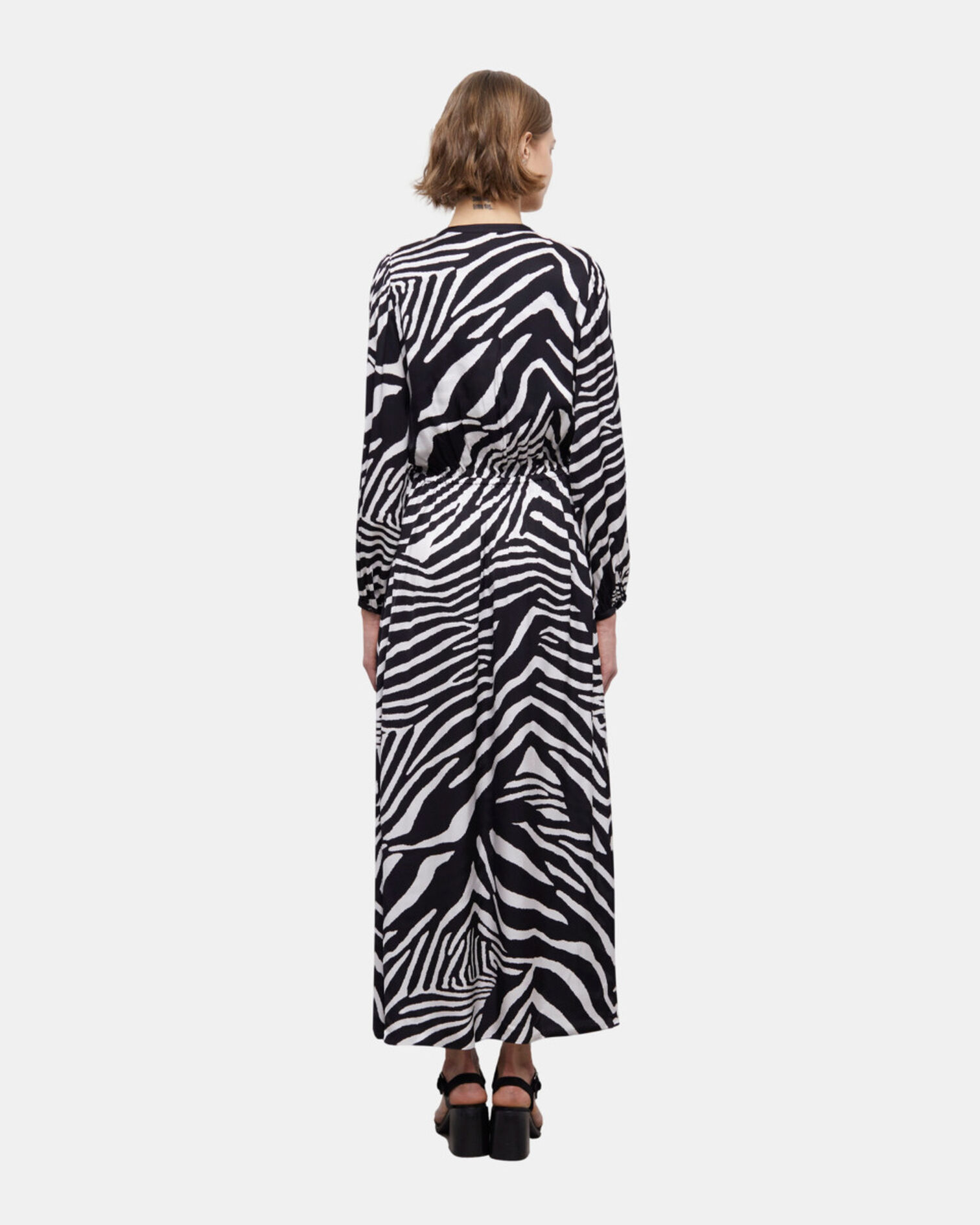 Langes schwarzes Kleid mit Print, BLACK WHITE, hi-res image number null