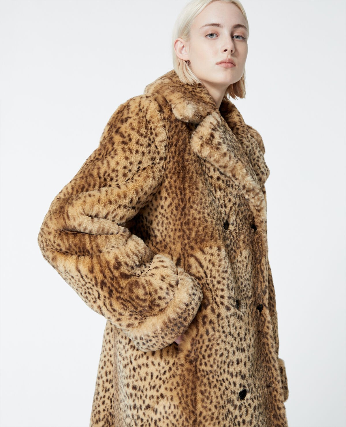 Long leopard print faux fur coat