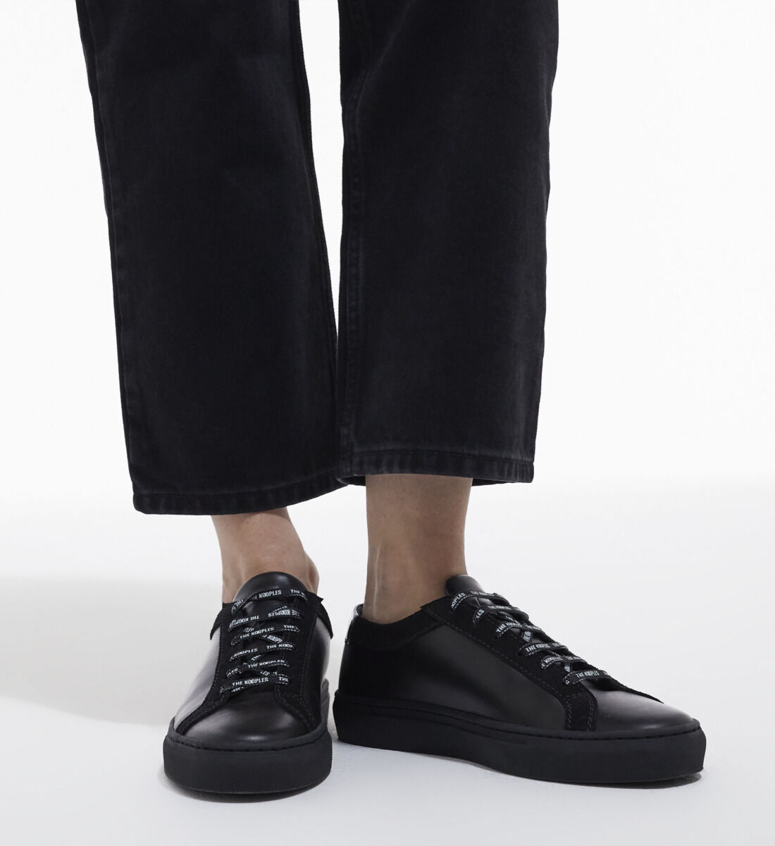 Black sneakers outlet womens leather