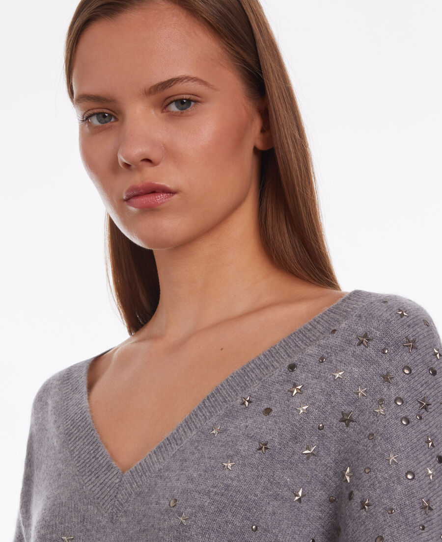 grey sweater in cashmere-blend with stars