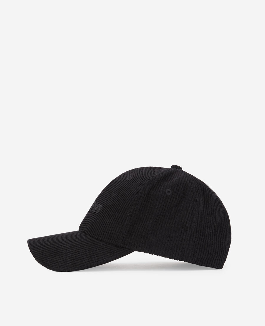 casquette noire en velours côtelé