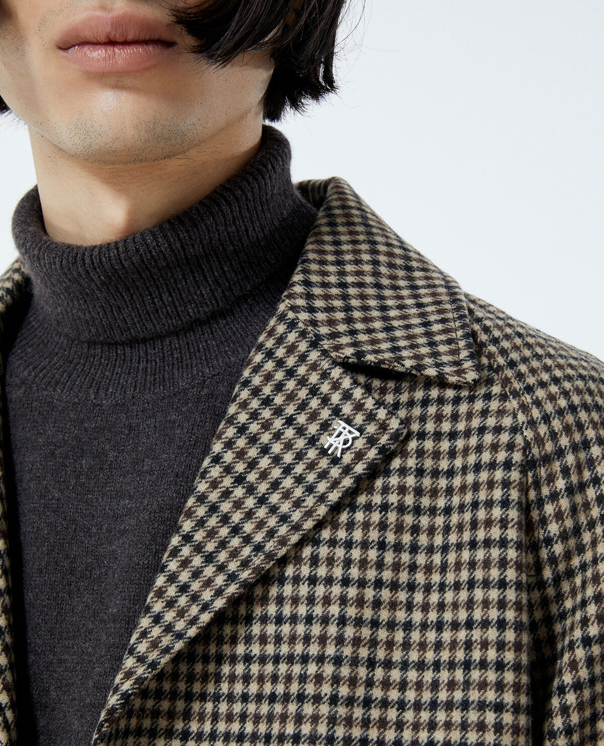 Camel coloured wool coat w houndstooth motif The Kooples