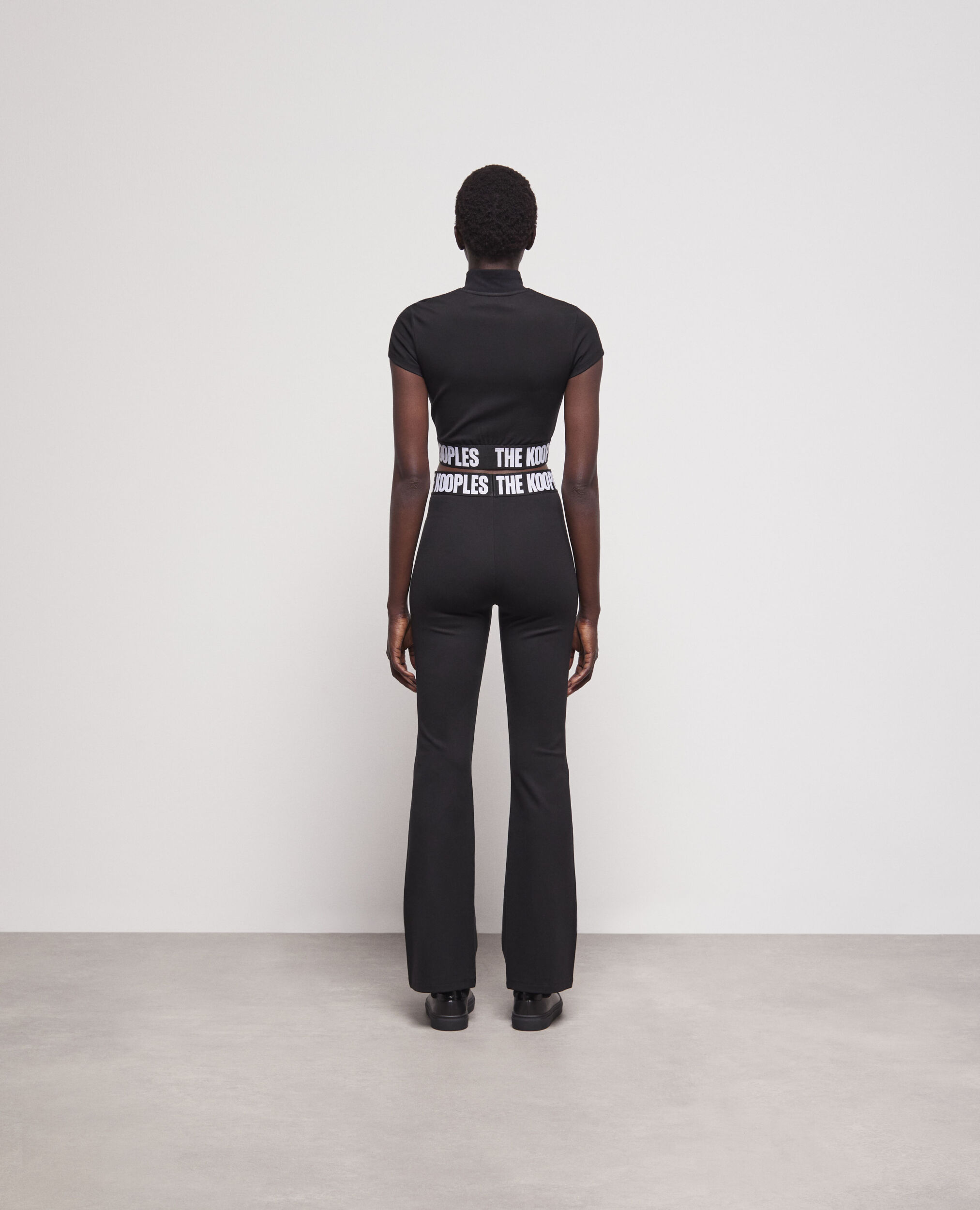 T-shirt Femme court à logo noir, BLACK, hi-res image number null