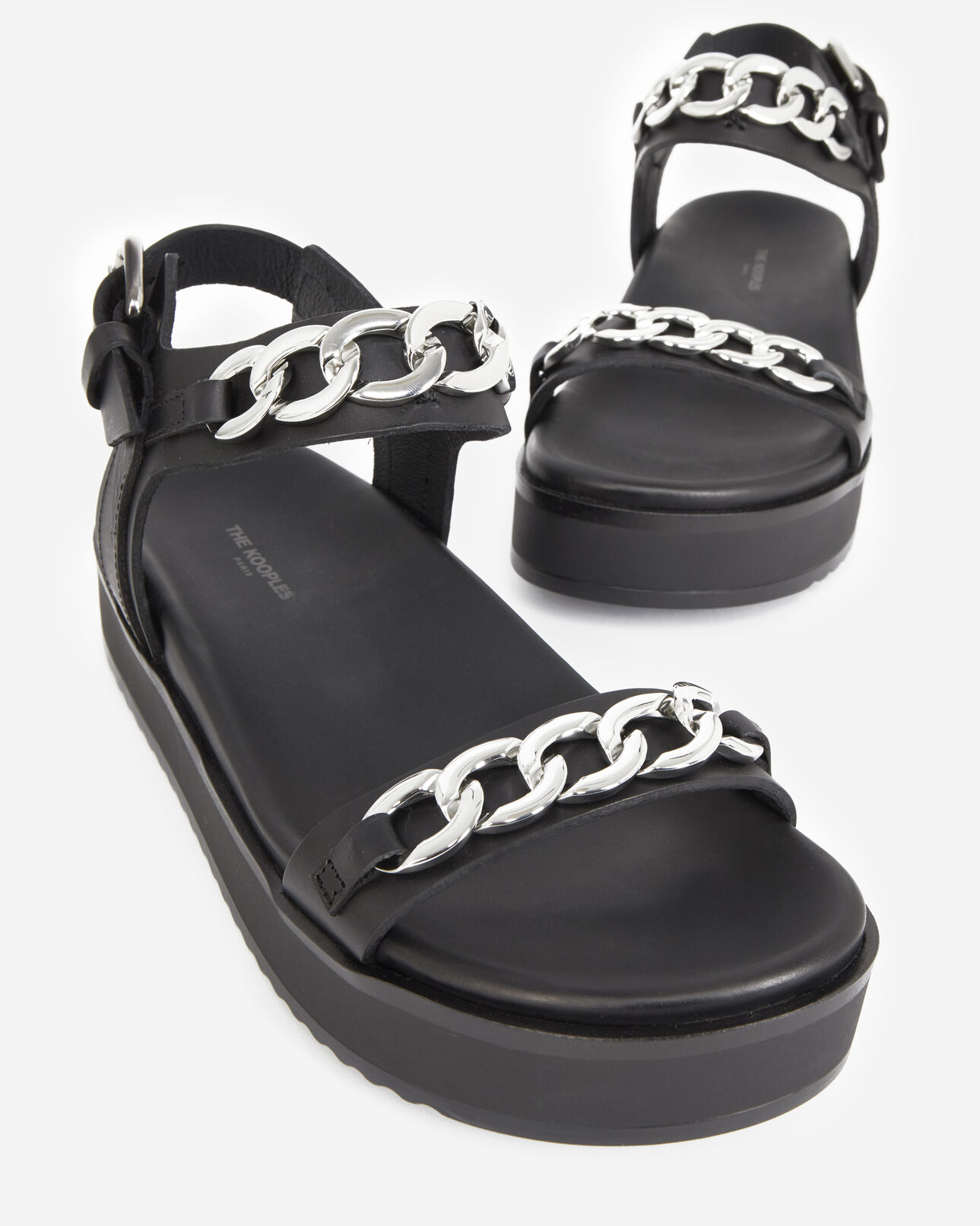 The Kooples FEMME BLACK sandales compensées noires à chaînes
