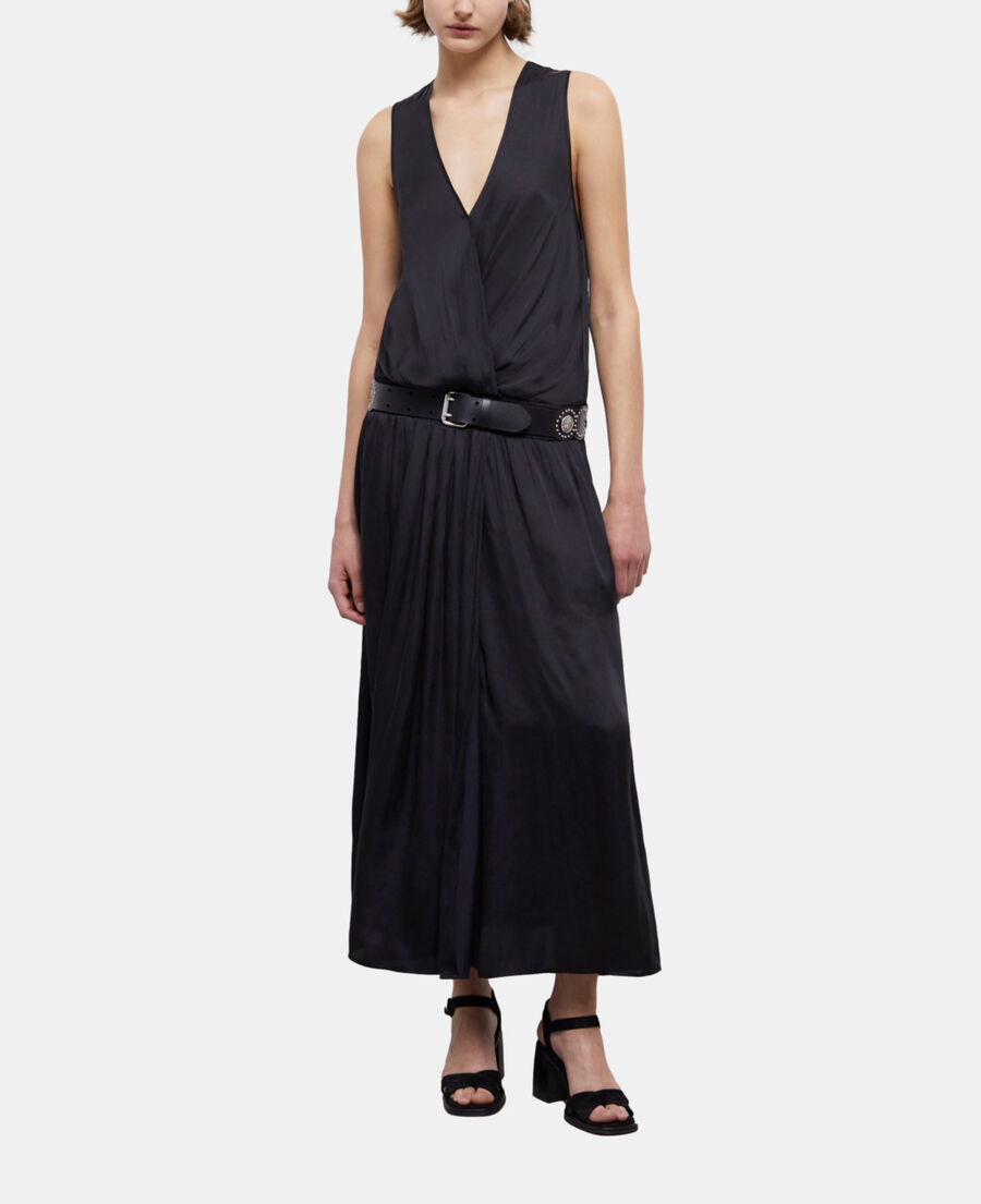 vestido largo negro satinado