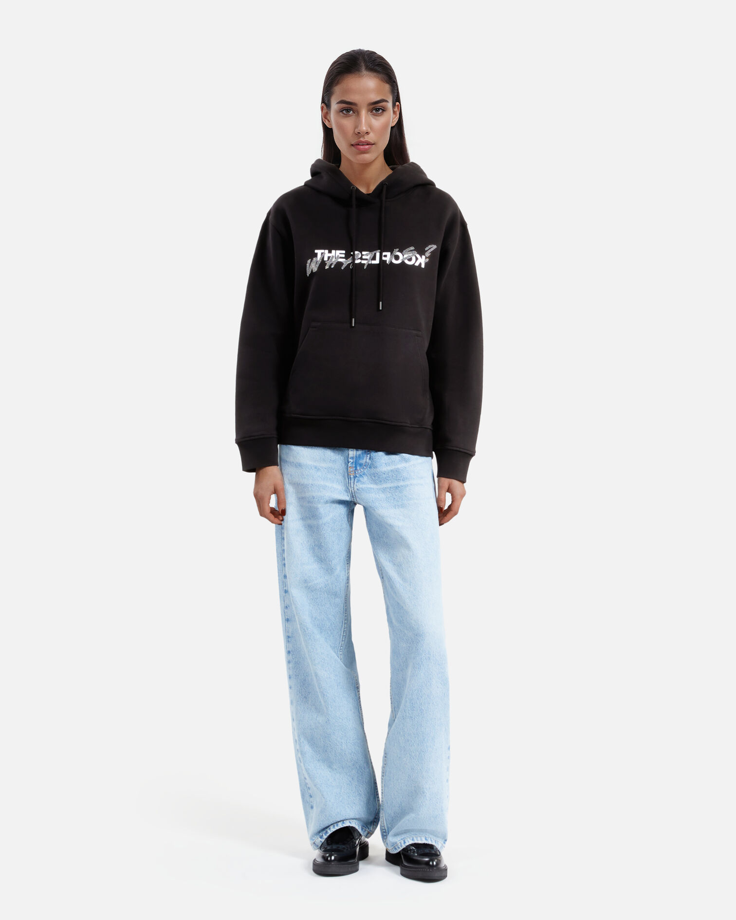 Damen Schwarzes Sweatshirt mit „What is“-Strassbesatz, BLACK, hi-res image number null