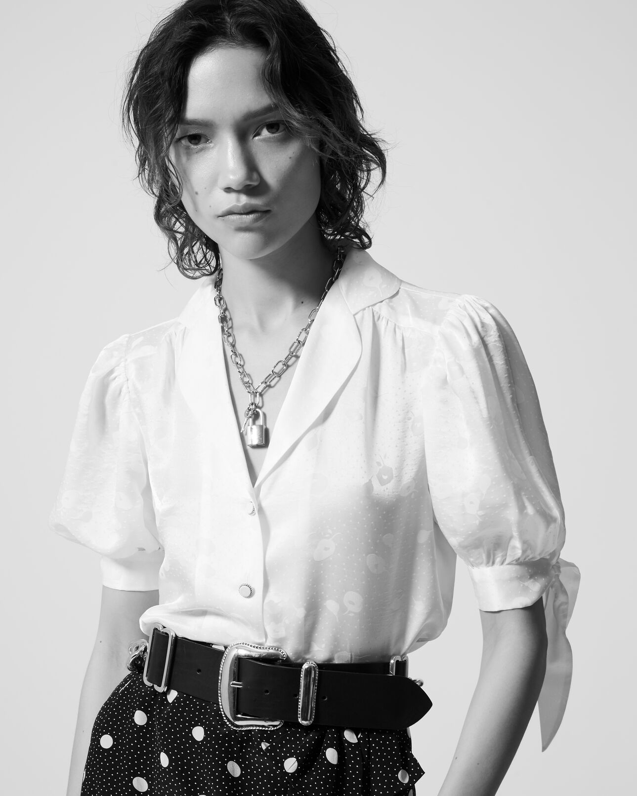 The Kooples DAMEN ECRU satiniertes kurzarmhemd in ecrufarben