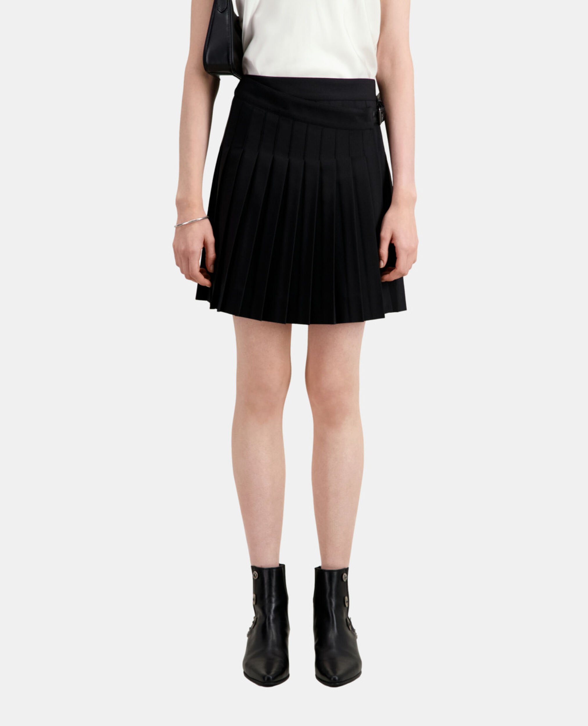 Short black pleated skirt, BLACK, hi-res image number null
