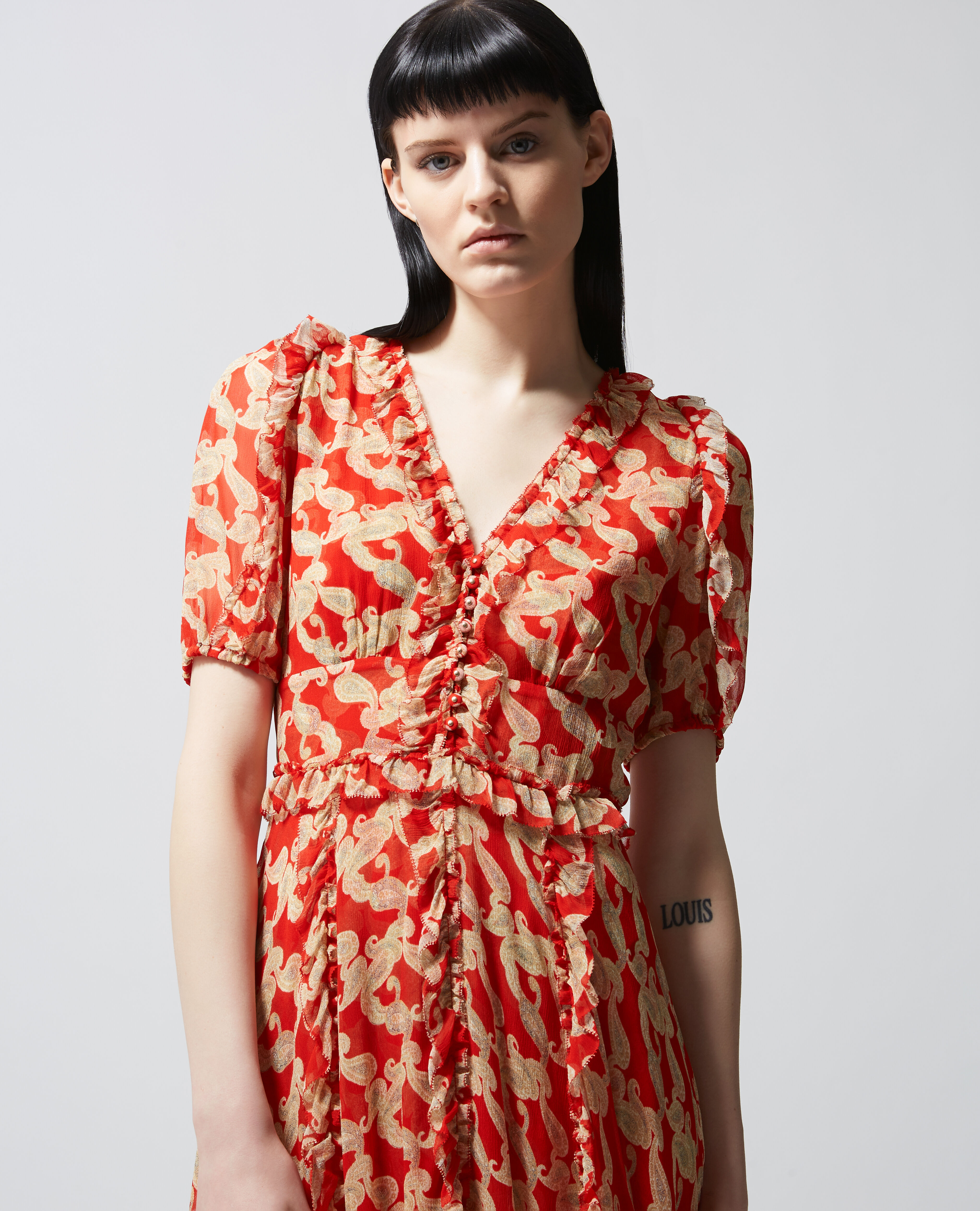 Red long printed dress with frills
