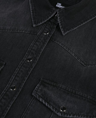 The Kooples FEMME BLACK WASHED chemise courte en denim gris