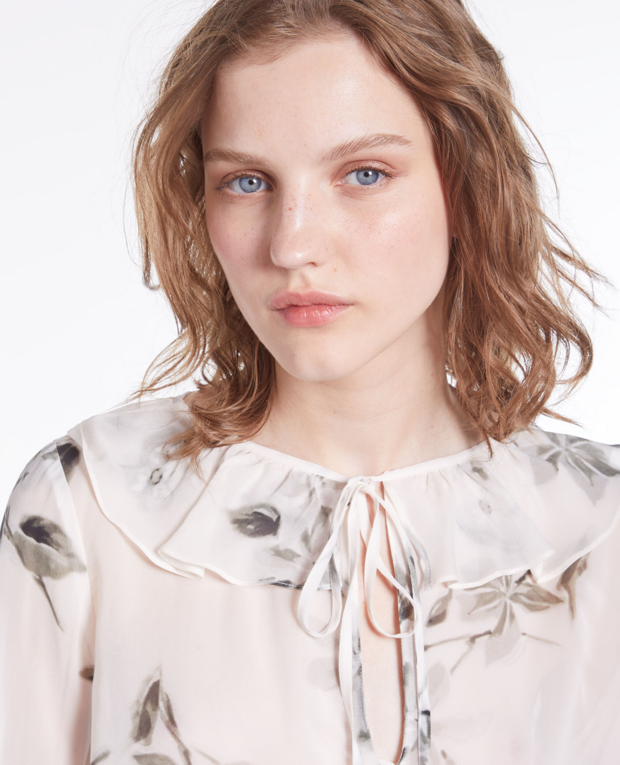 Top estampado volantes, ECRU, hi-res image number null