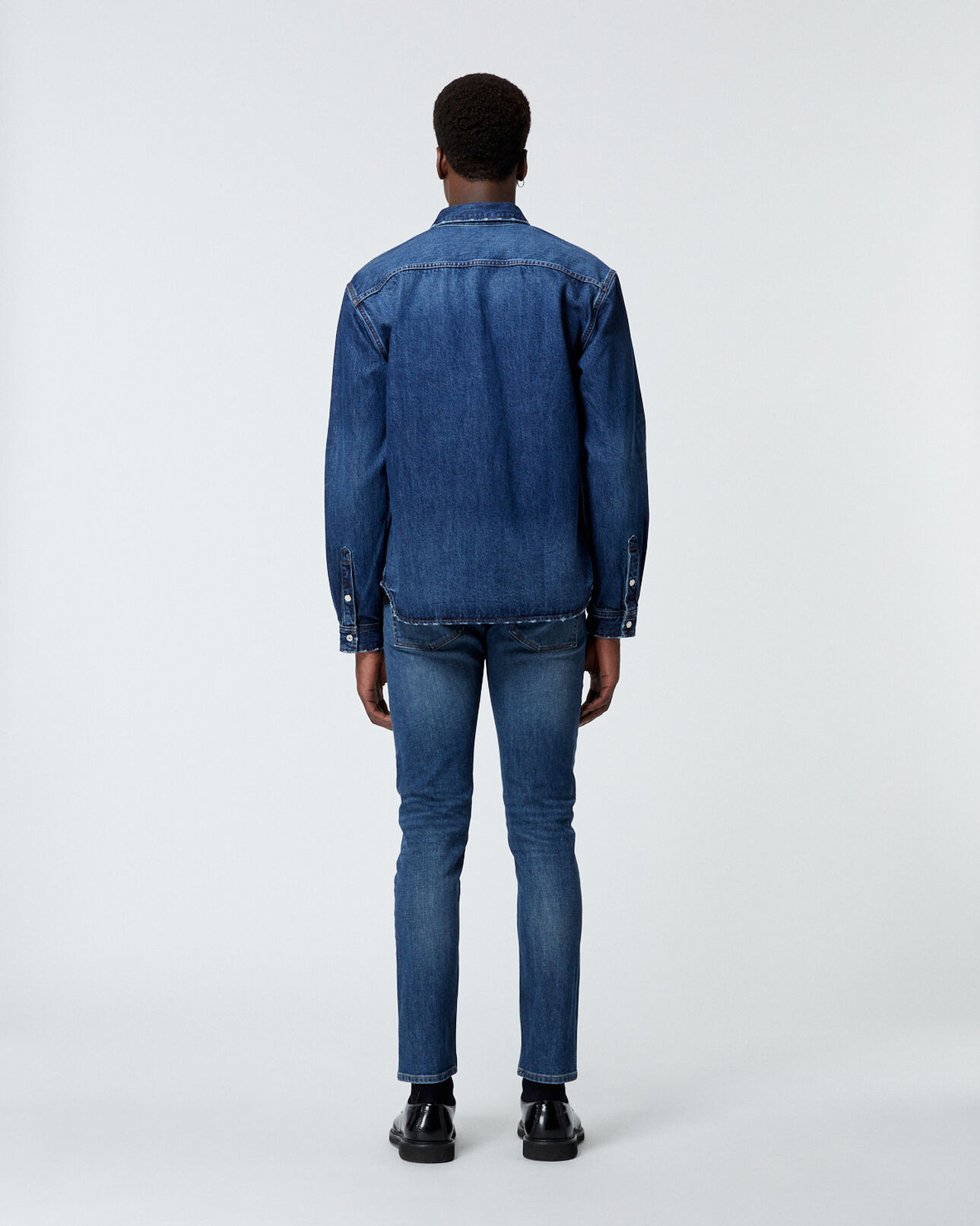 The Kooples HERREN BLUE DENIM blaues jeanshemd mit klassischem kragen