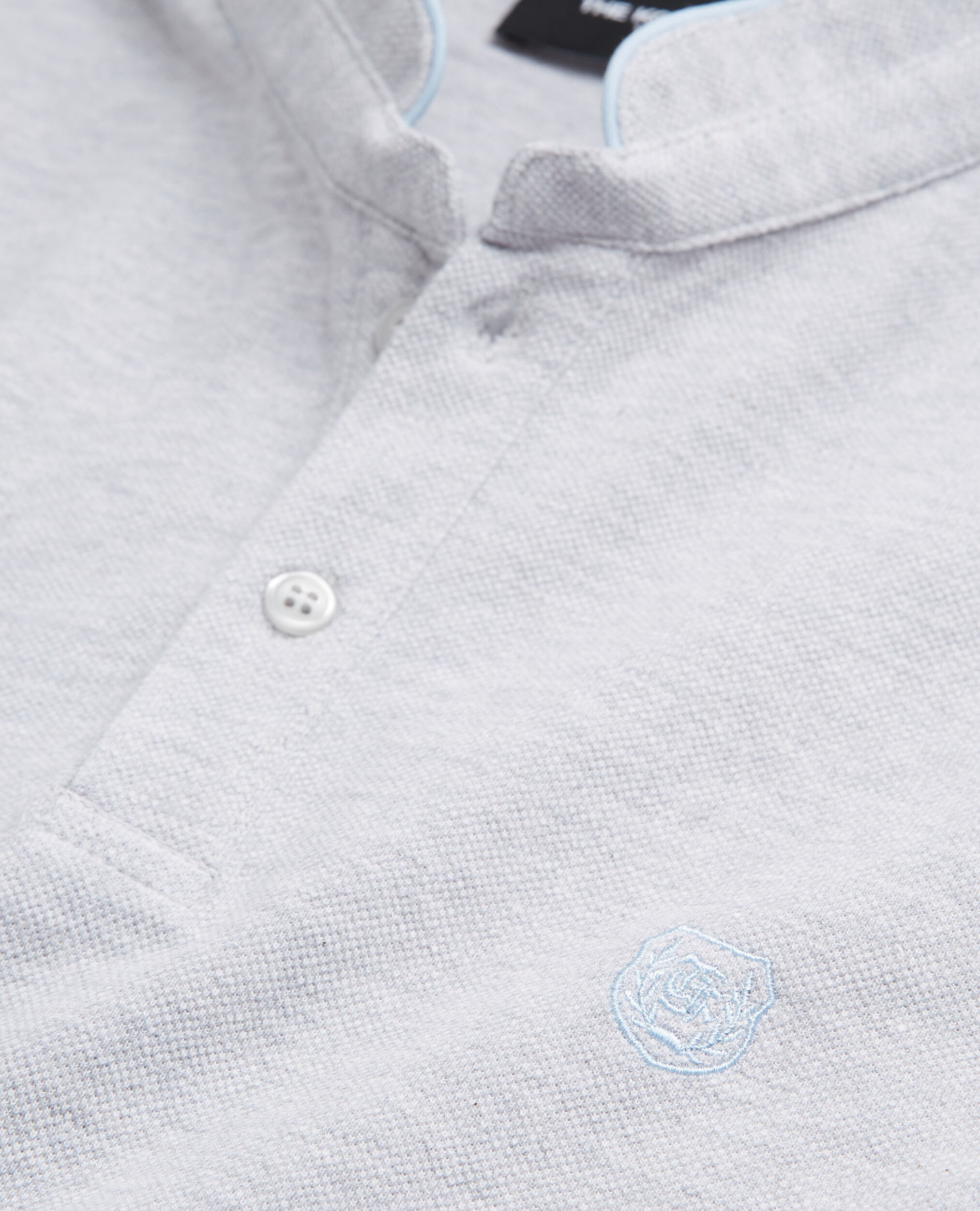 Poloshirt aus Baumwolle mit Stehkragen, LIGHT GREY MELANGE / BLUE, hi-res image number null