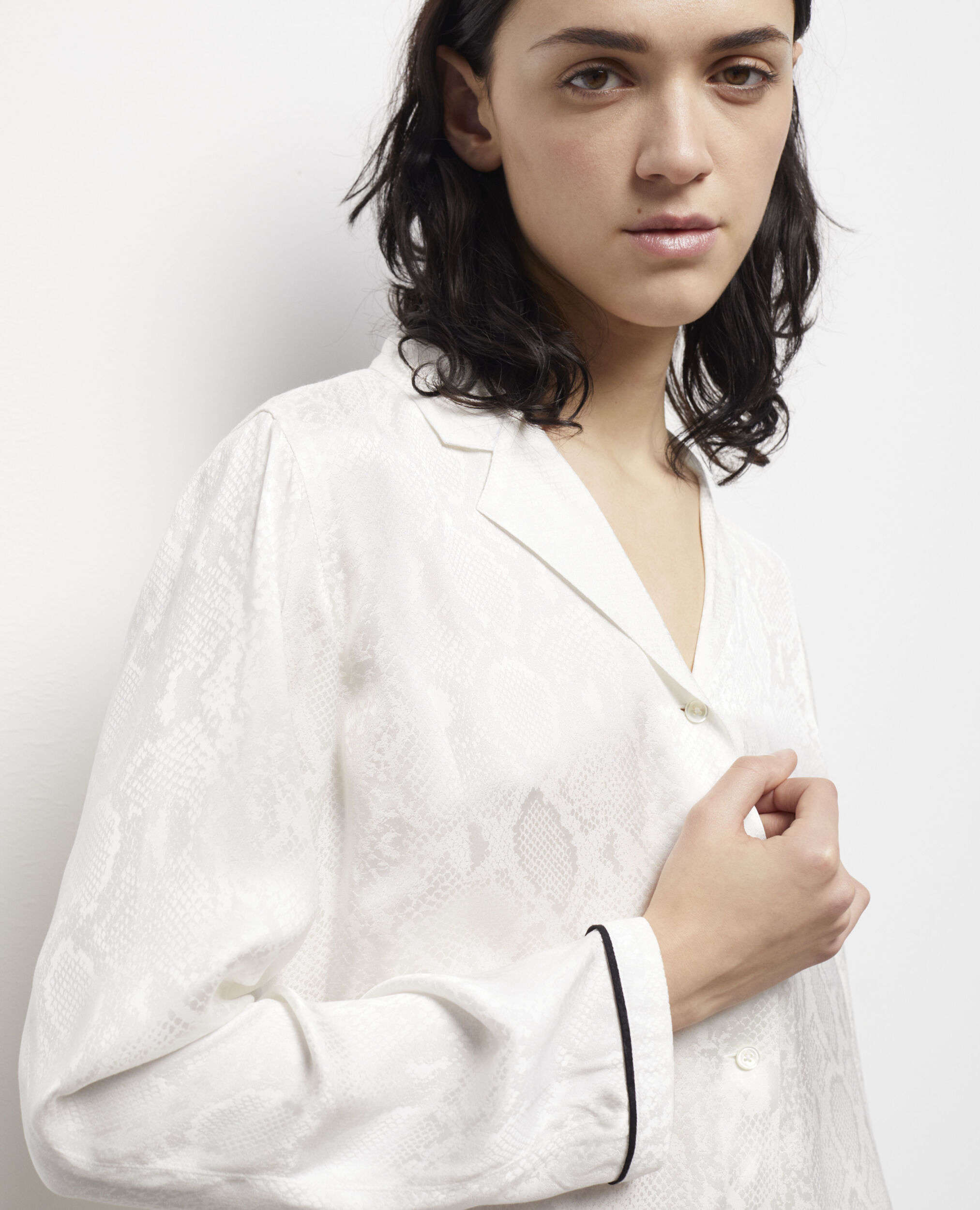 Weißes Hemd aus Satin mit Pythonmuster , WHITE, hi-res image number null