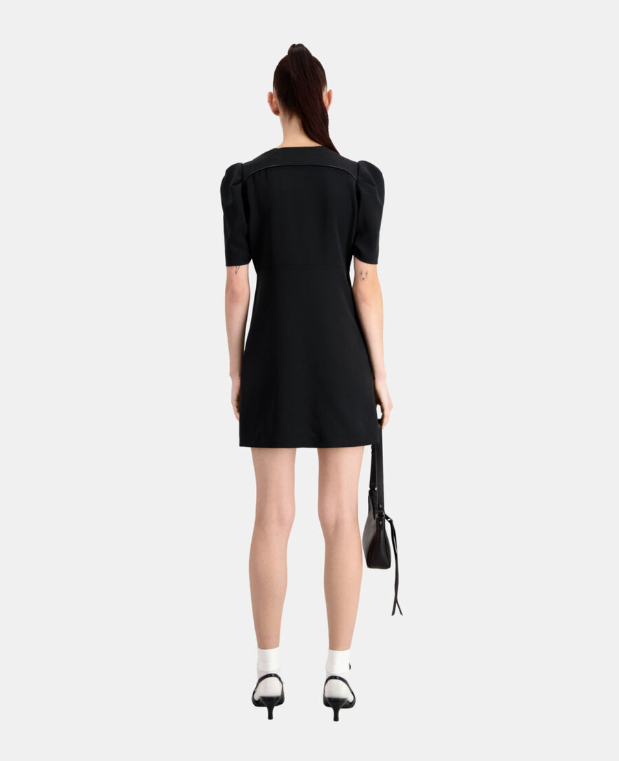 robe courte noire en crêpe