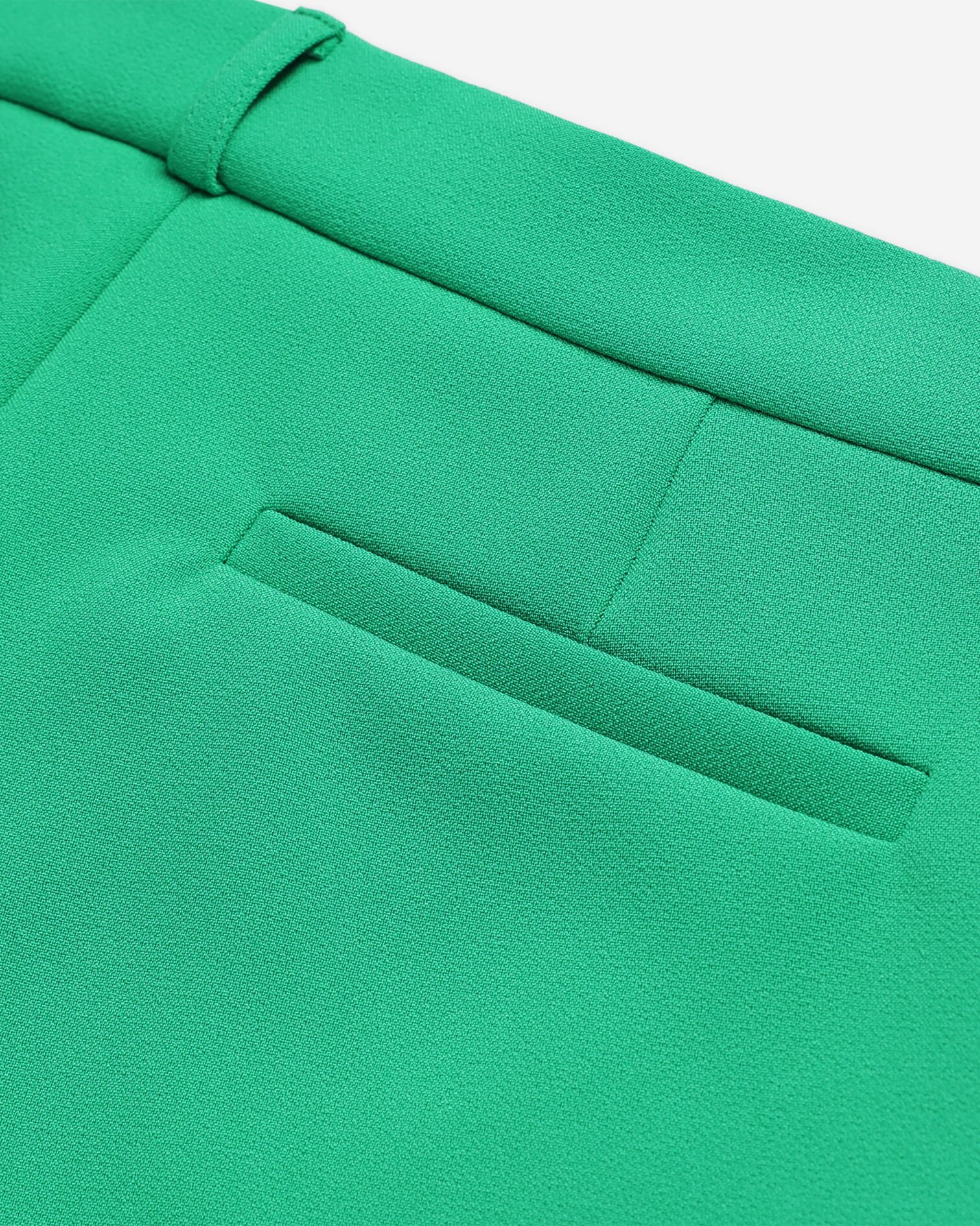 Short tailleur vert en crêpe, GREEN, hi-res image number null