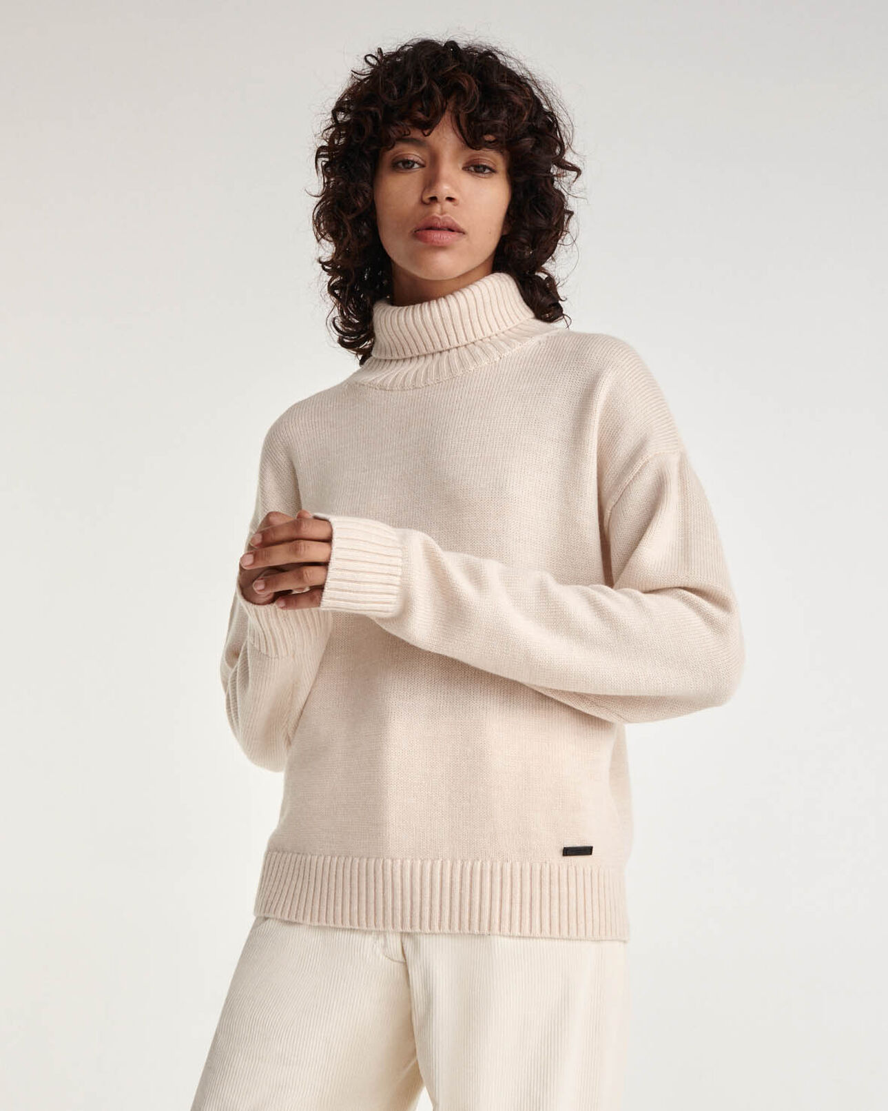 The Kooples FEMME CAMEL pull laine mérinos camel col roulé