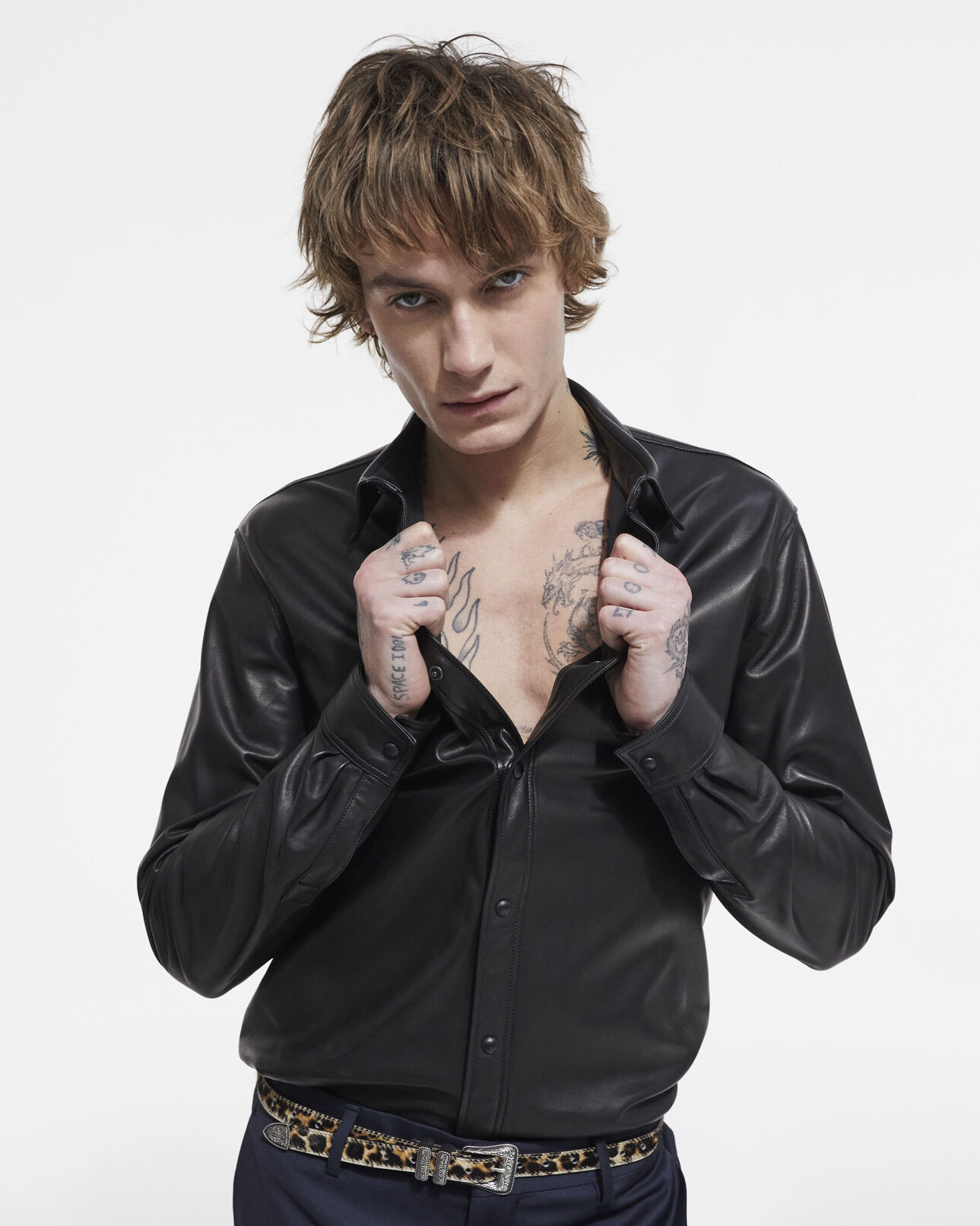 The Kooples HOMME BLACK chemise col classique en cuir noire