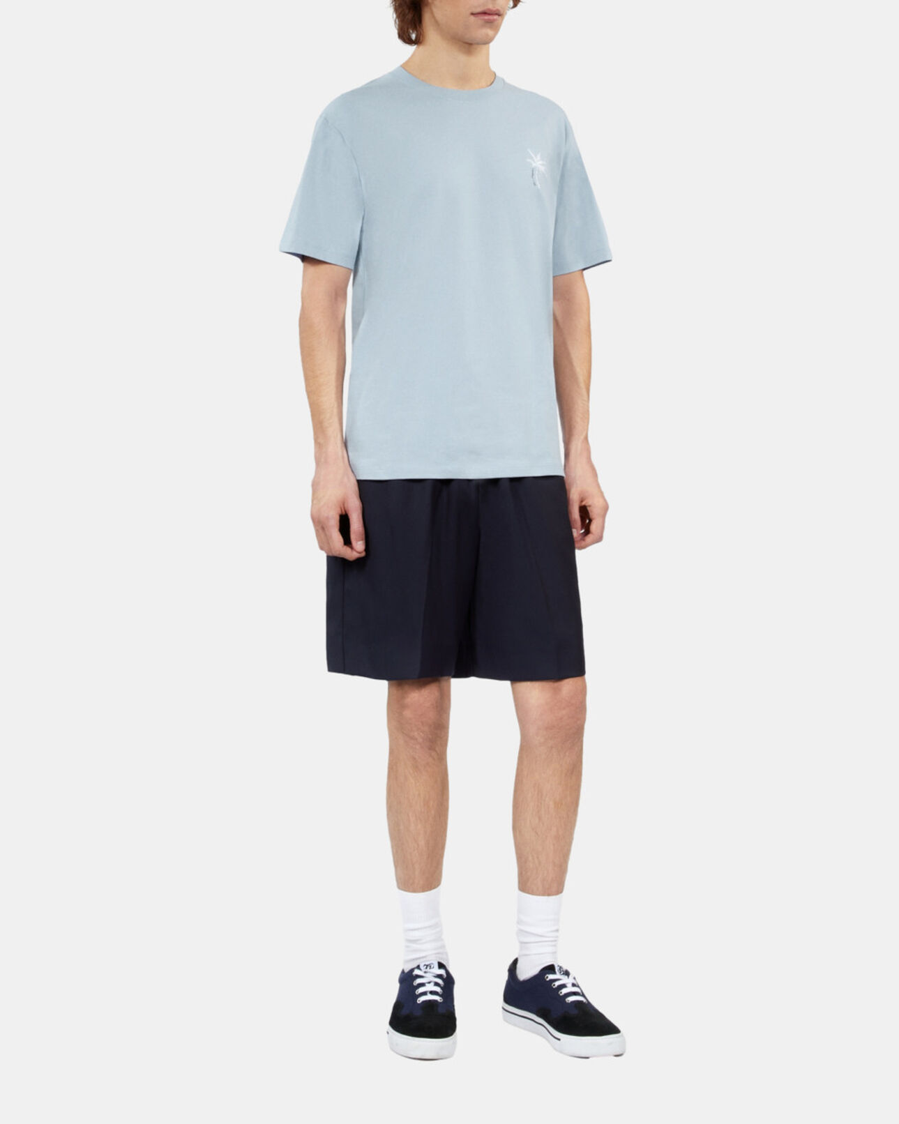 The Kooples HERREN LAVENDER himmelblaues t-shirt mit palmen-stickerei