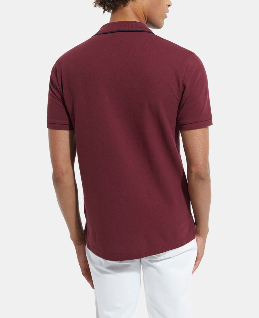 bordeauxrotes klassisches poloshirt