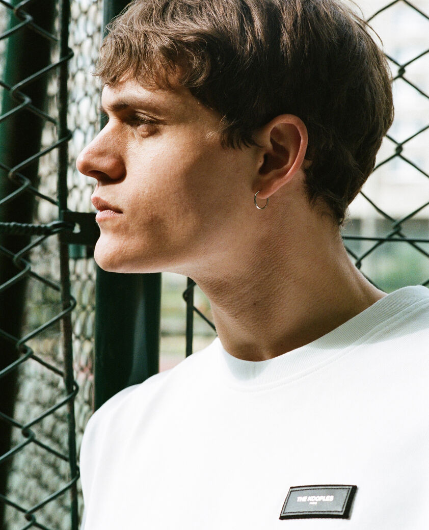 The Kooples HOMME WHITE t-shirt large blanc badge cuir