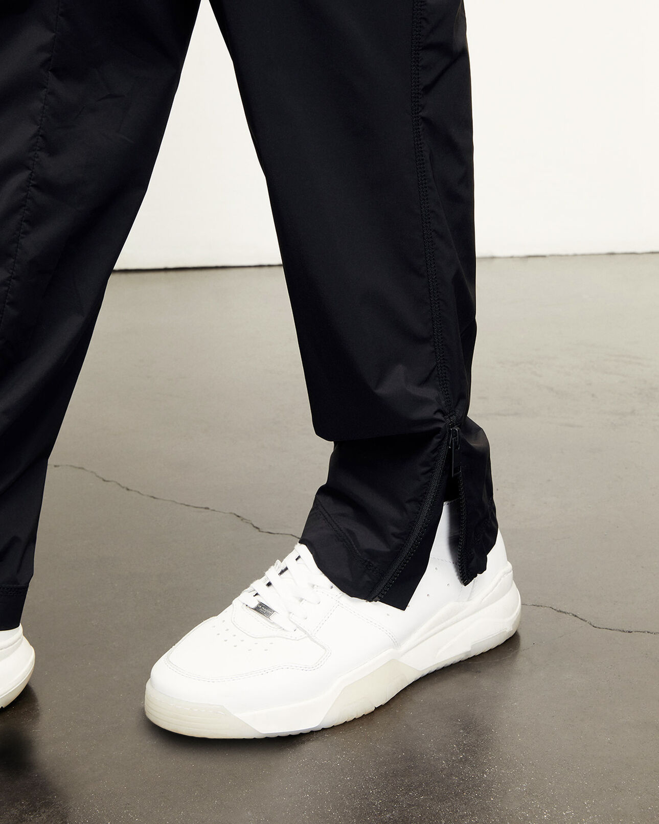 The Kooples HOMME BLACK / LEOPARD jogging noir léger à logo the kooples