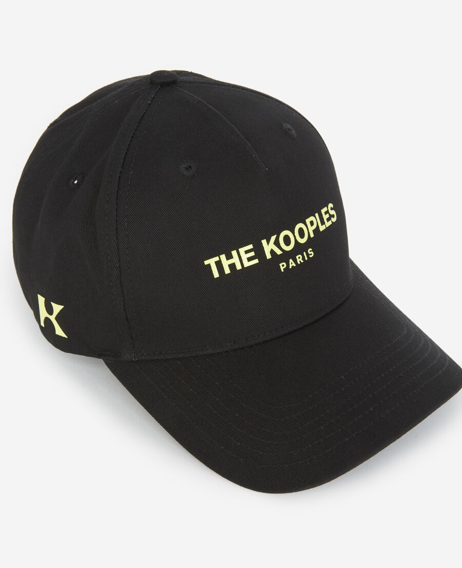 black cap in cotton with fluorescent logo