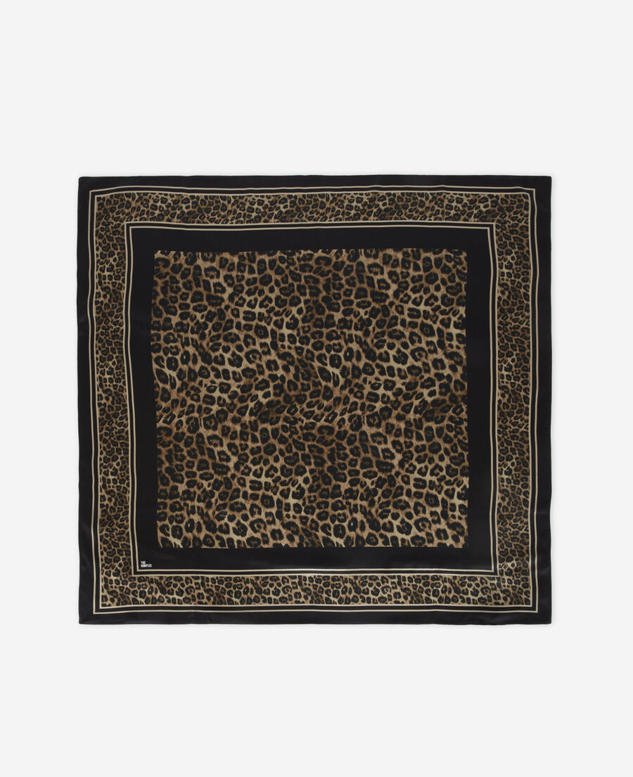 pañuelo de seda leopardo