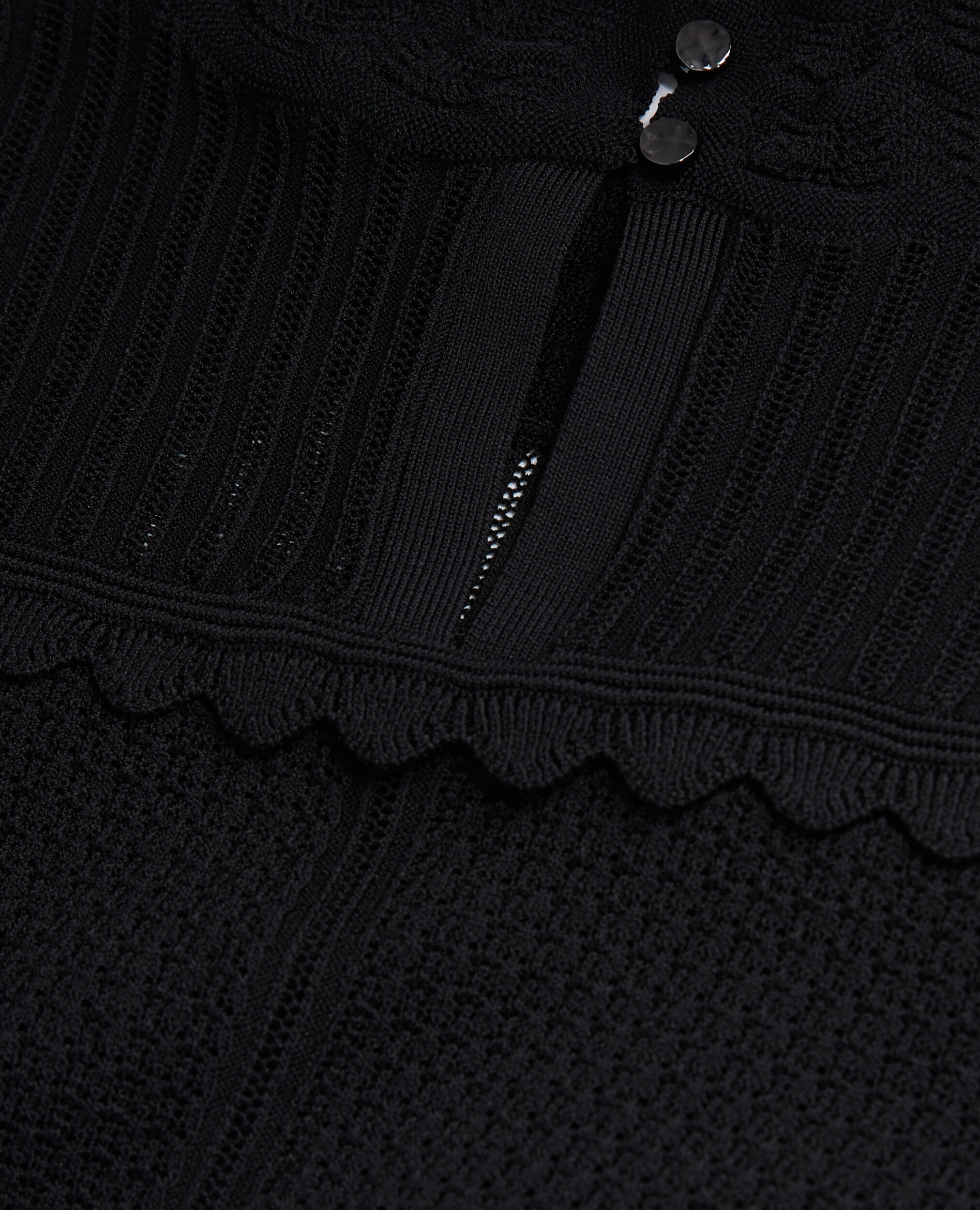 Schwarzer kurzer Pullover aus Ajour-Strick, BLACK, hi-res image number null