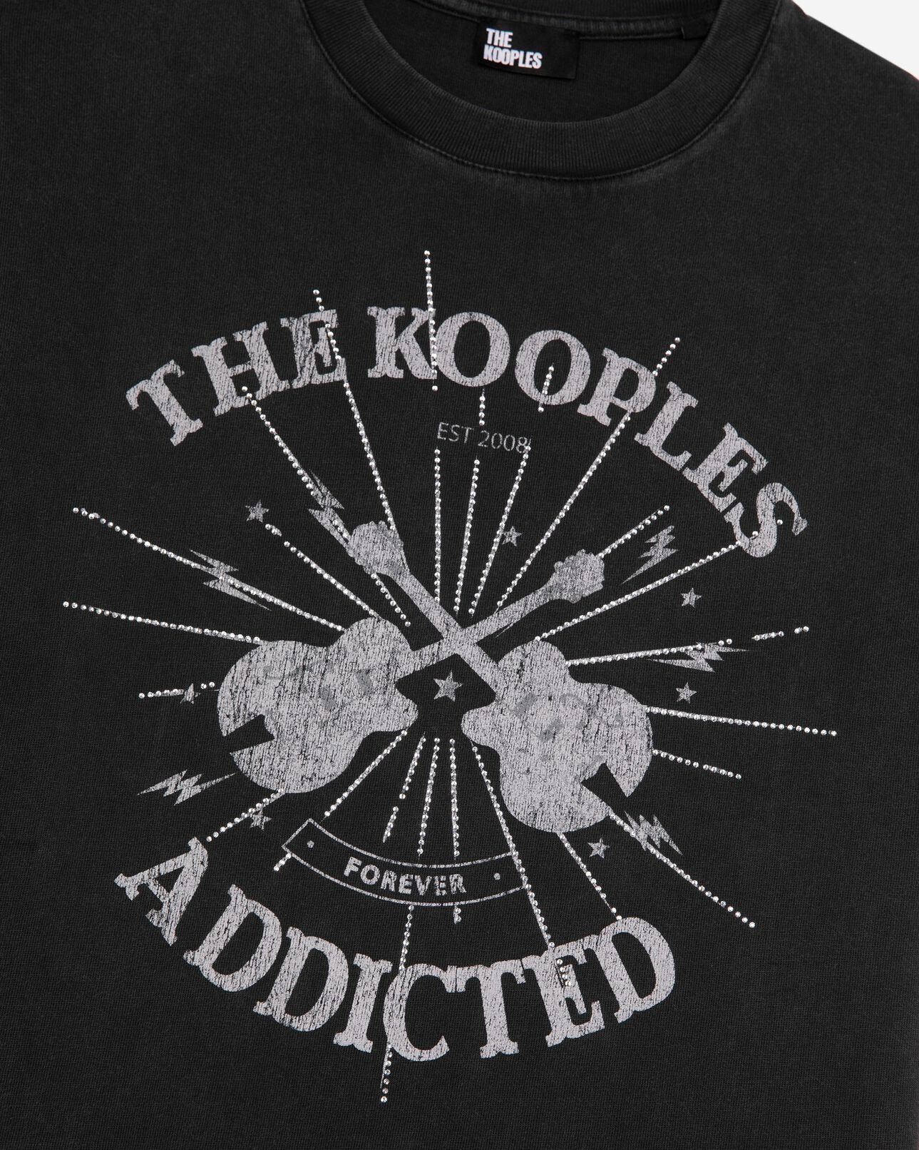 The Kooples DAMEN BLACK WASHED t-shirt mit siebdruck und verwaschenen schwarzen strasssteinen
