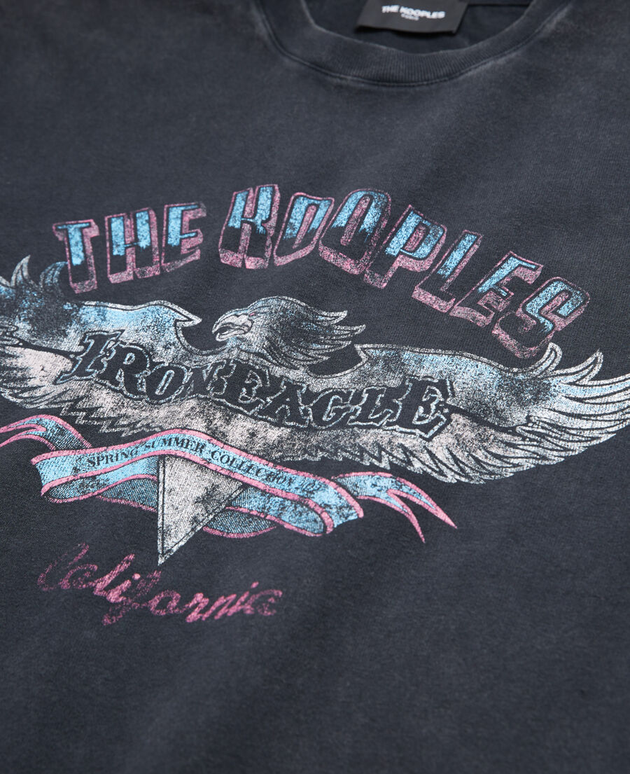 faded black crew neck t-shirt w/ eagle print