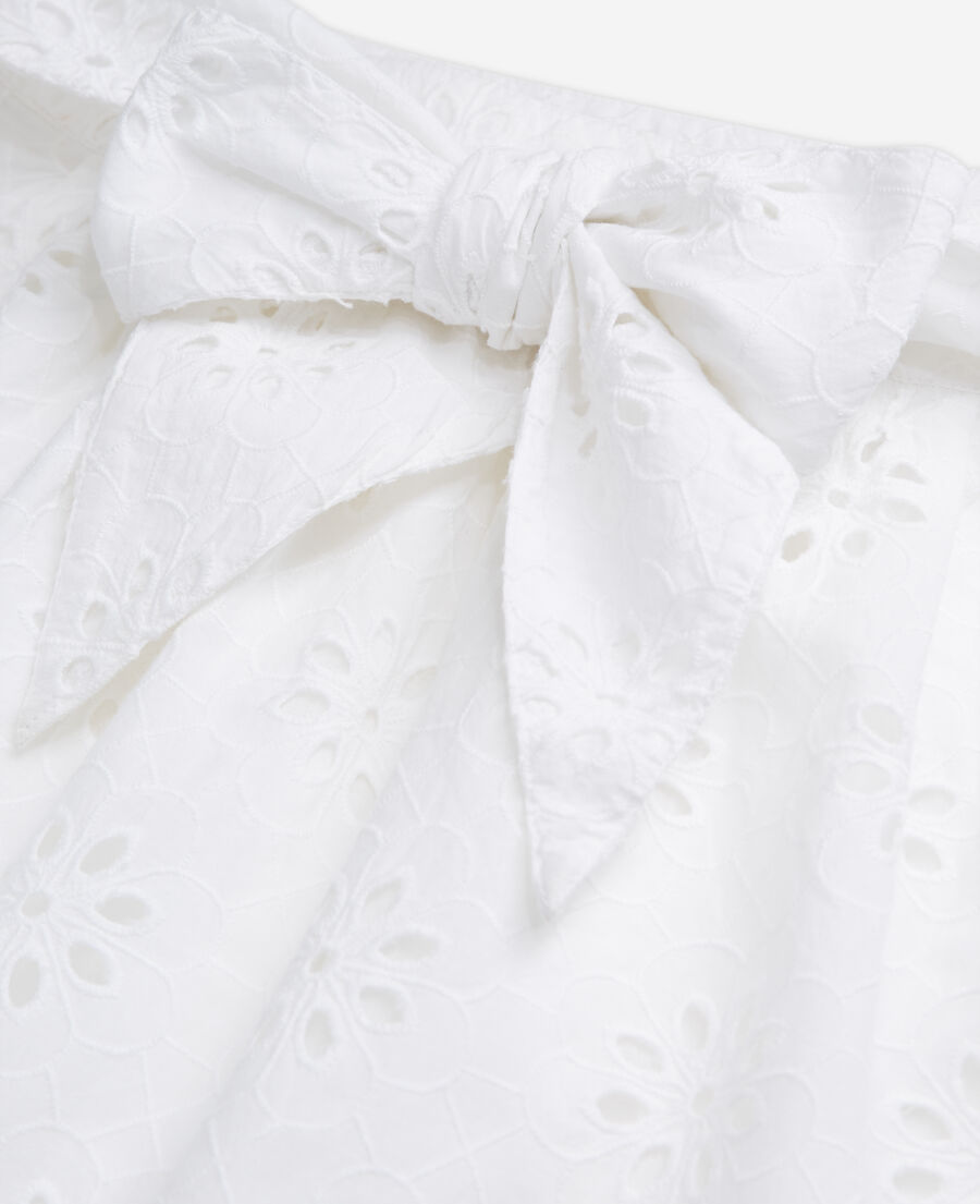 jupe courte blanche en broderie anglaise