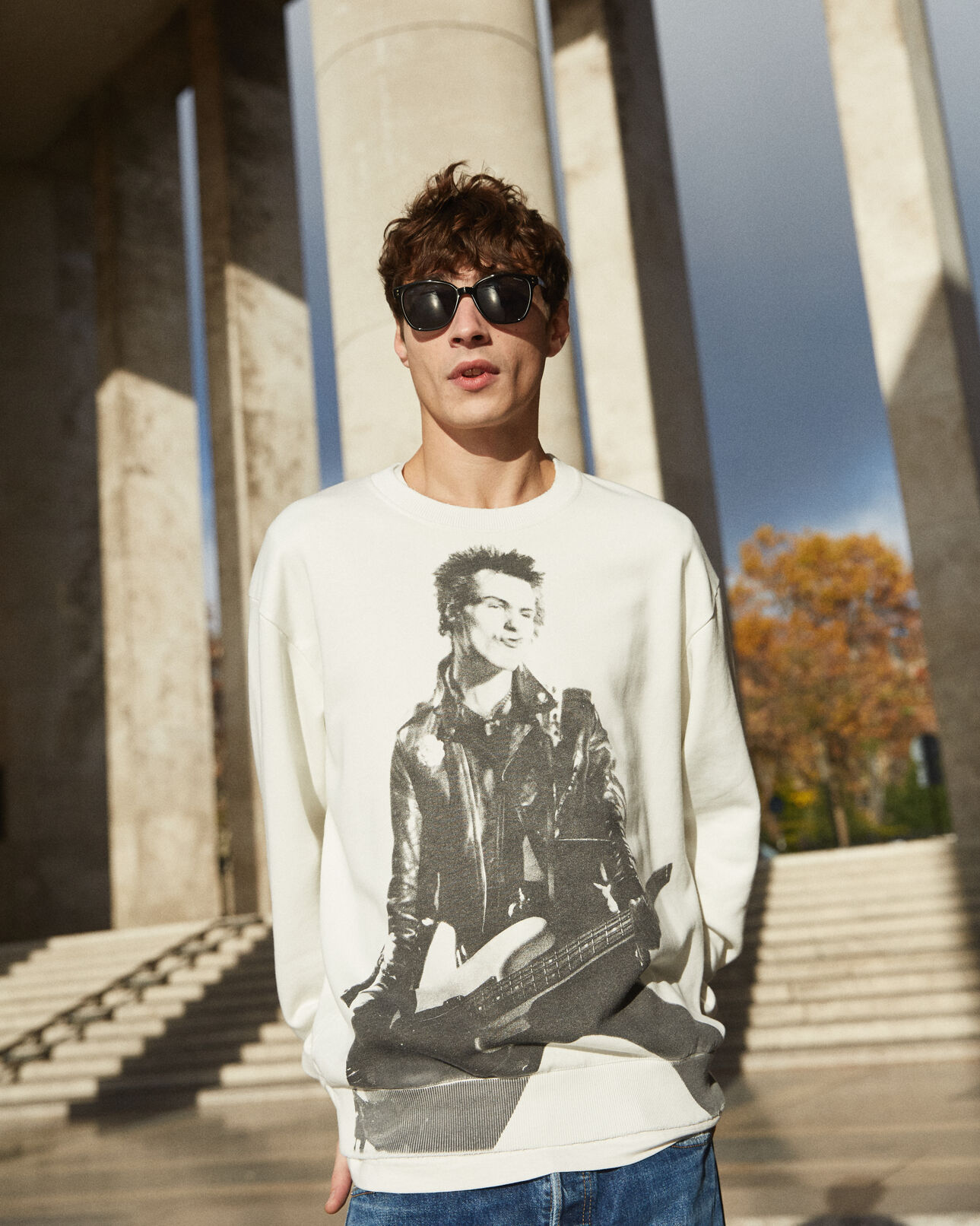 The Kooples HOMME ECRU sweat blanc en coton à sérigraphie sex pistols