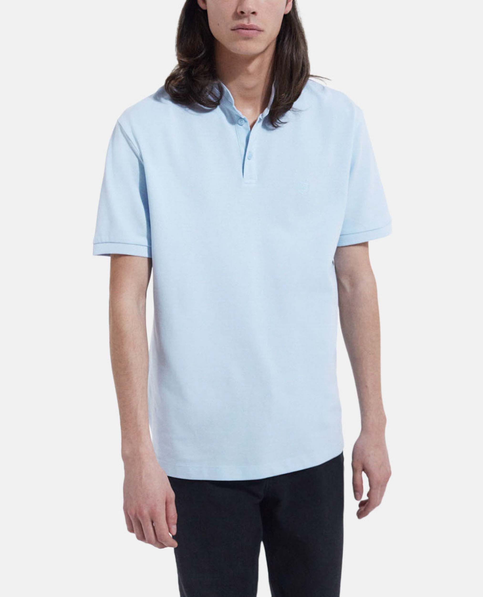 Camisa polo azul cielo cuello Mao bordado The Kooples Espa a