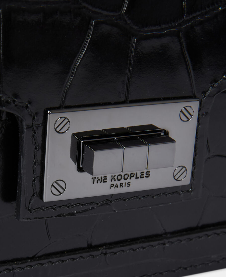 kleine handtasche emily aus schwarzem strukturierten leder