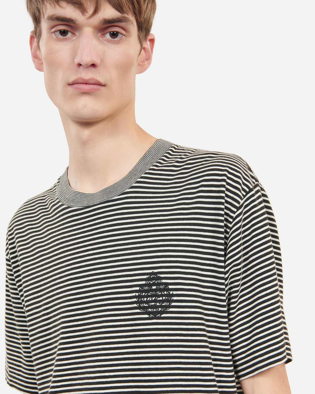 The Kooples MEN BLACK / WHITE striped blazon t-shirt