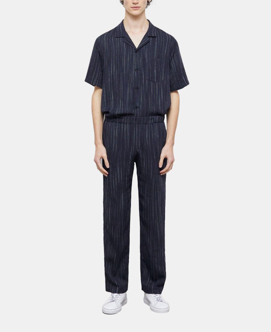 marineblaue hose mit streifen