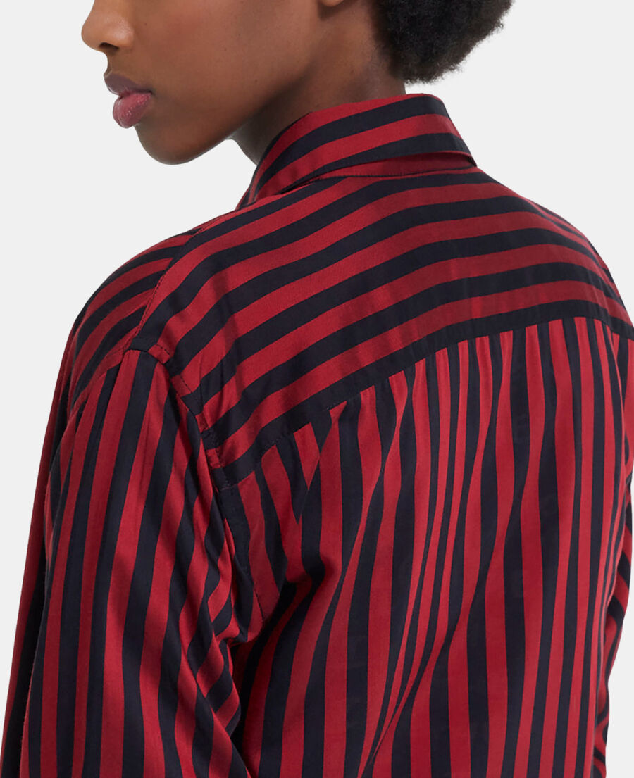 striped shirt