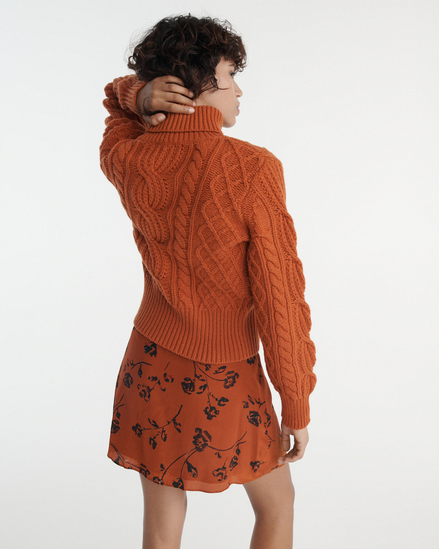 Rust turtleneck wool sweater with cable knit, ROUILLE, hi-res image number null