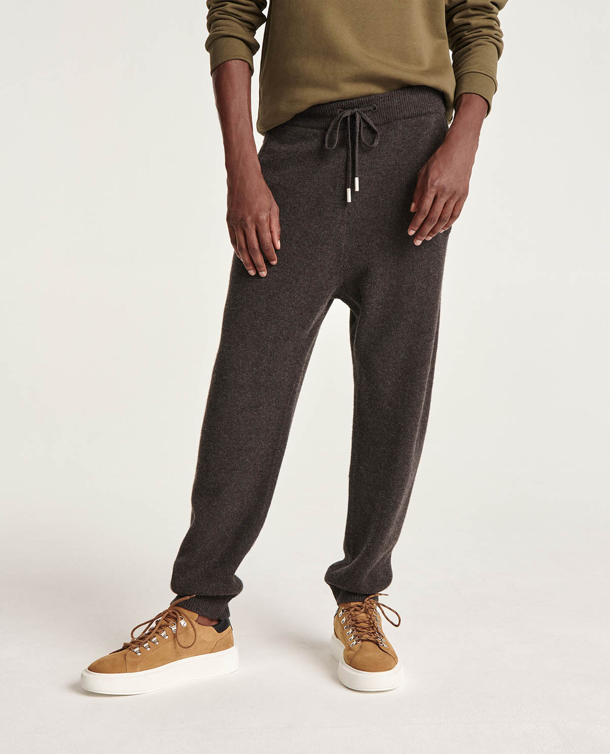 Brown wool joggers in loose-fitting knit, BROWN, hi-res image number null