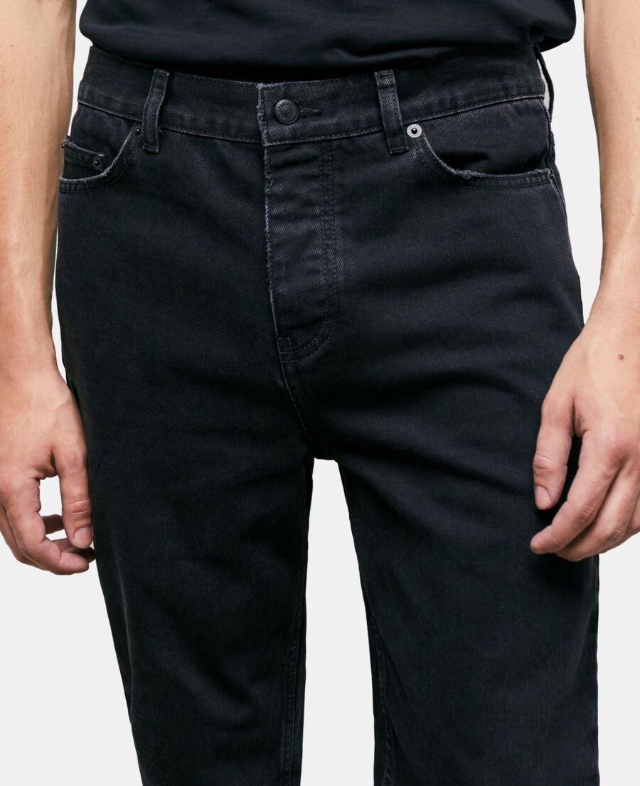 black straight-cut jeans