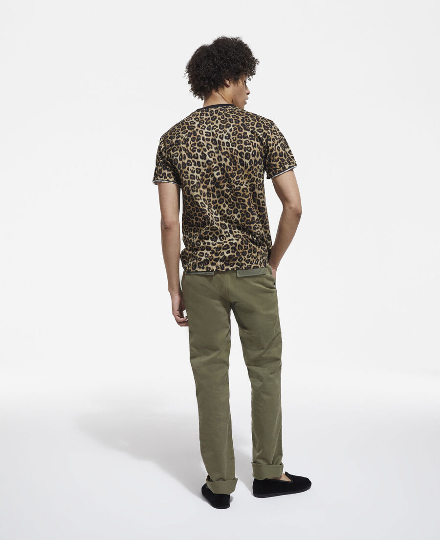 khaki pants