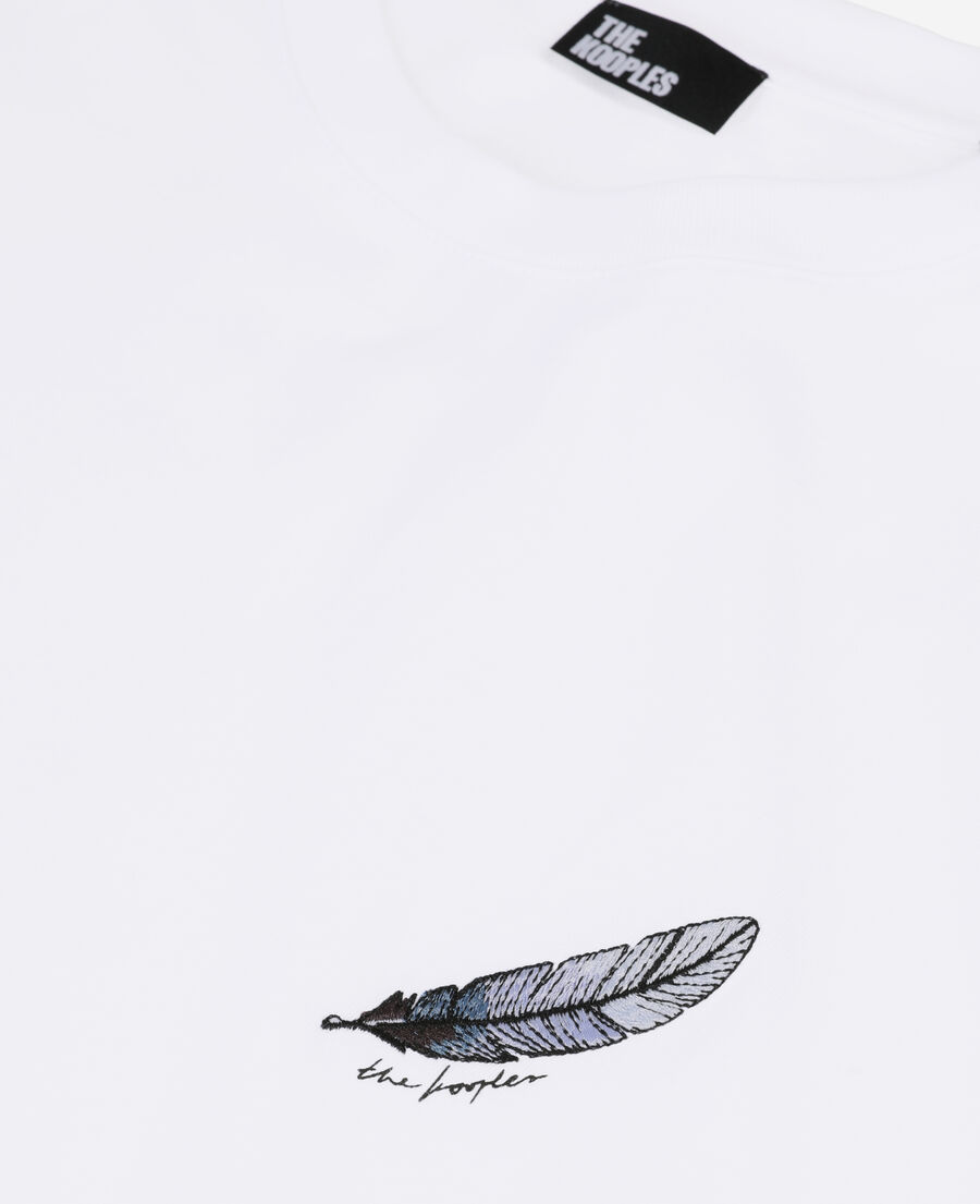 camiseta blanca bordado feather