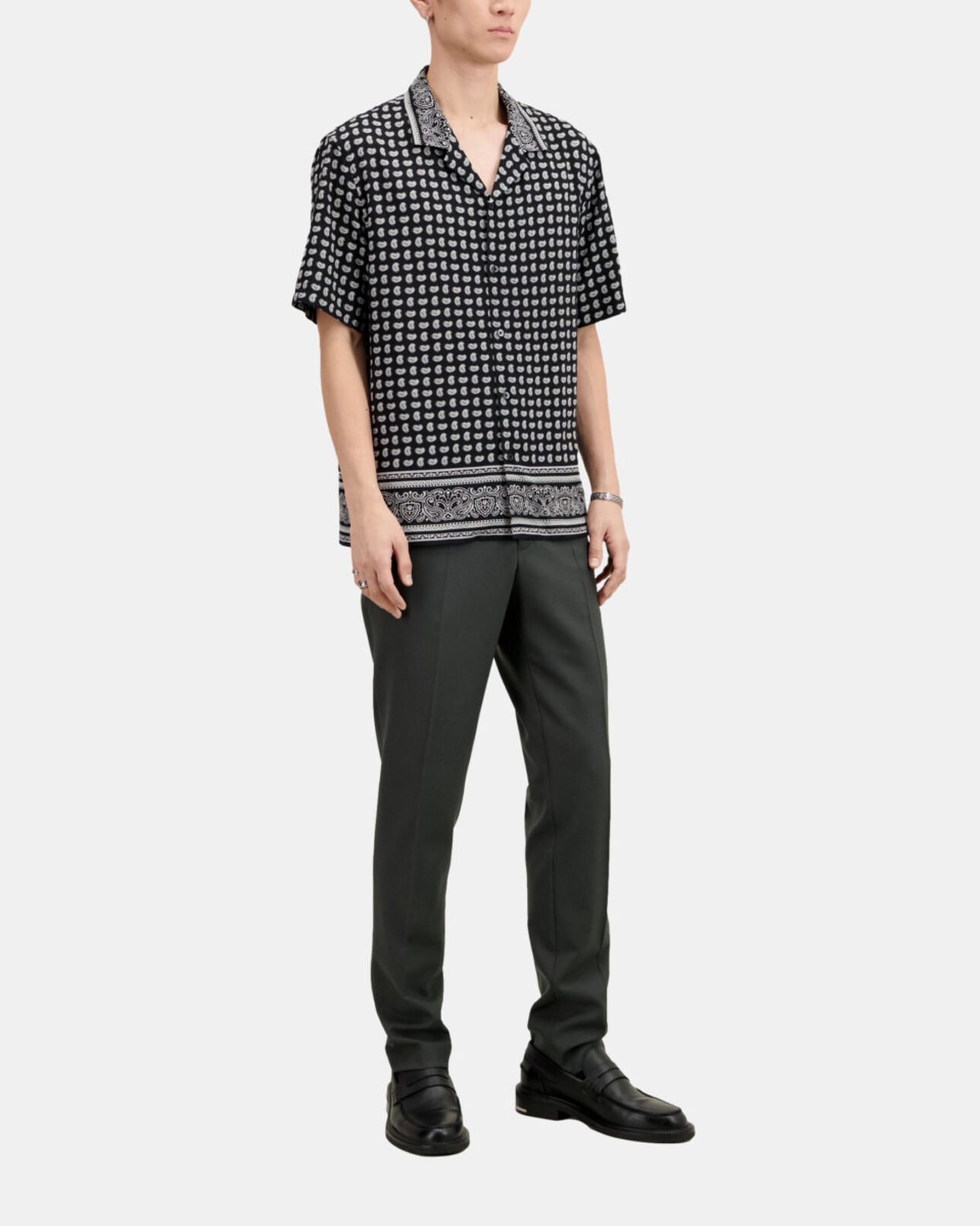 The Kooples MEN BLACK WHITE black and white paisley print short sleeve shirt
